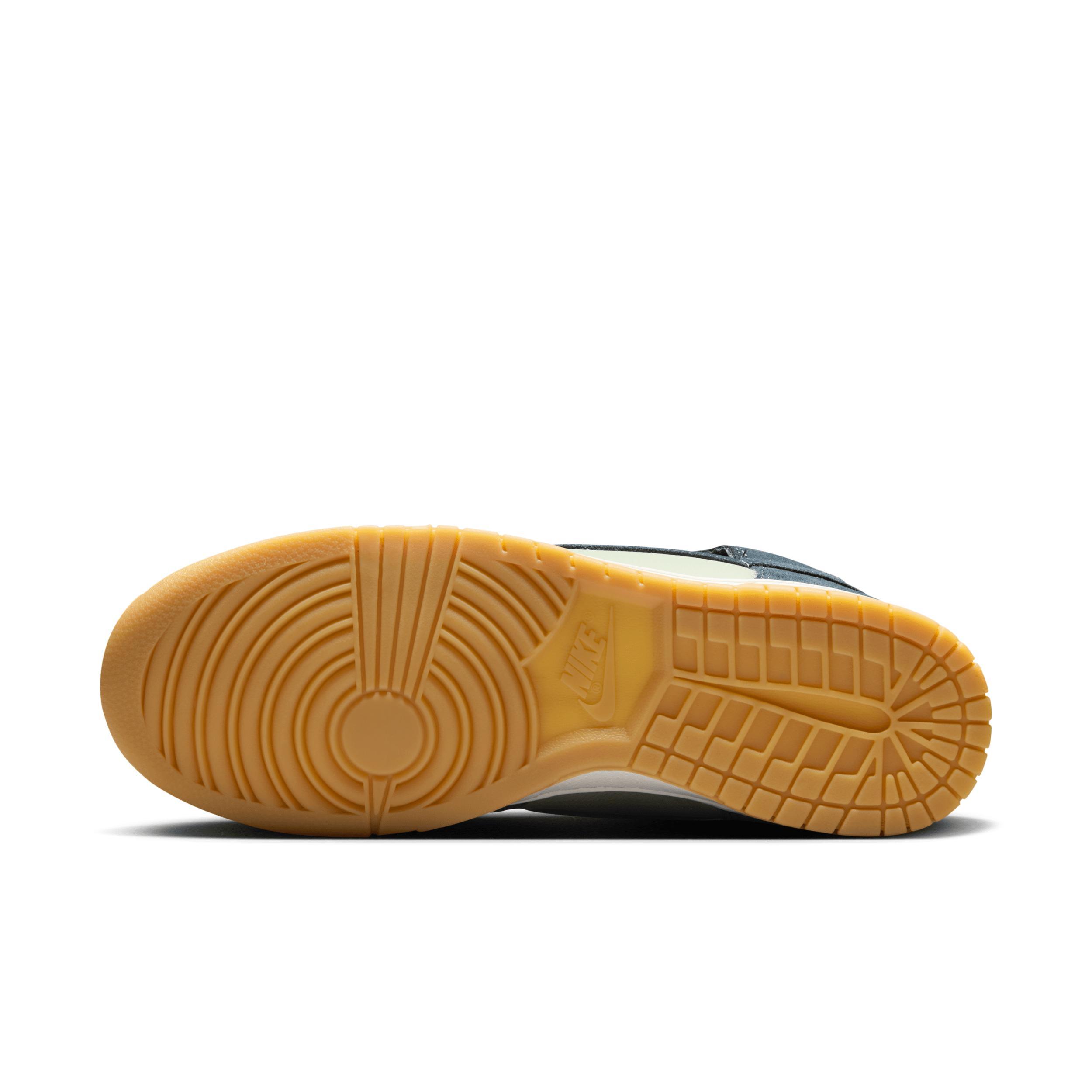 Nike Dunk High Retro SE Men's Shoes Product Image