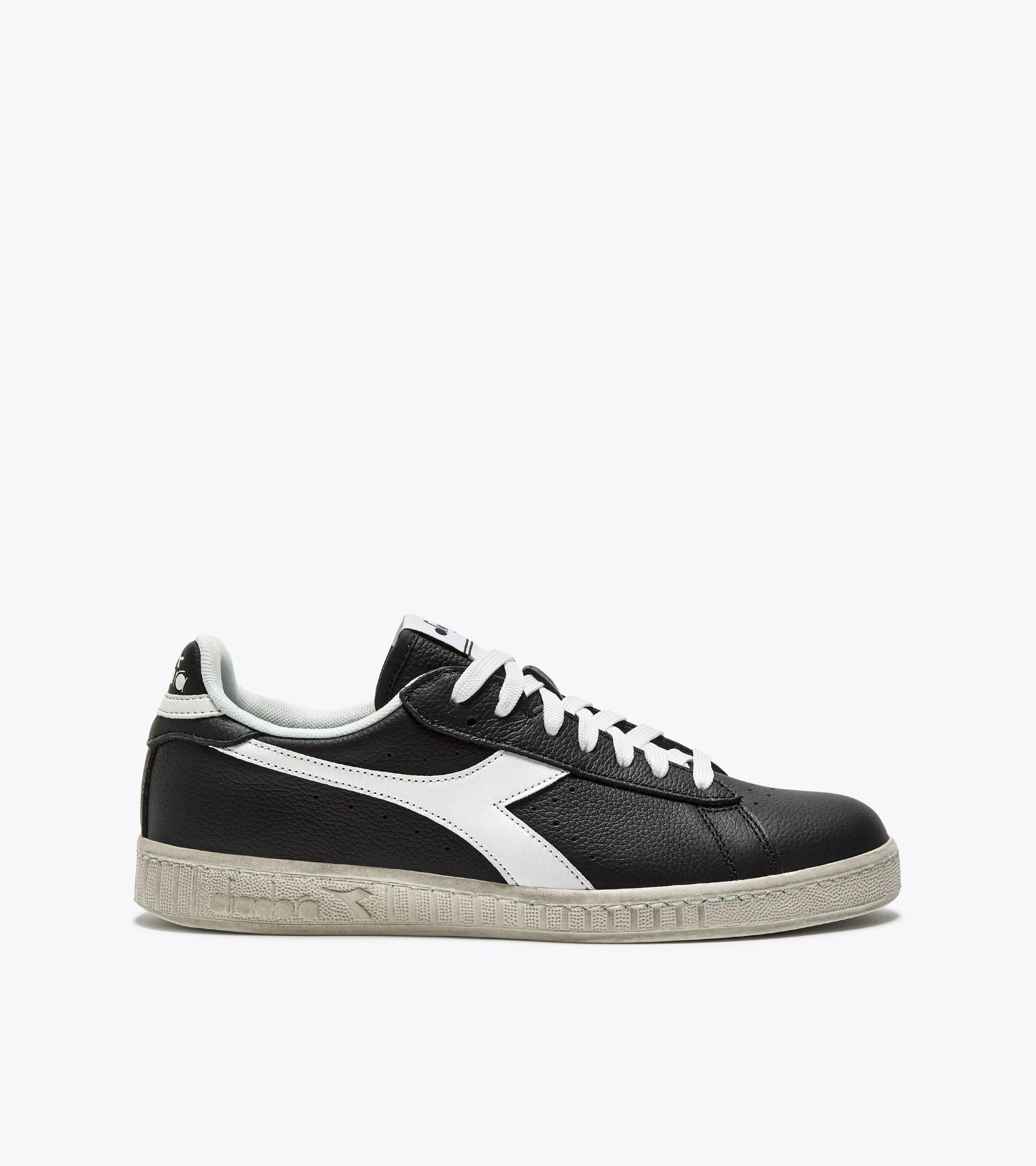 GAME L LOW WAXED Product Image