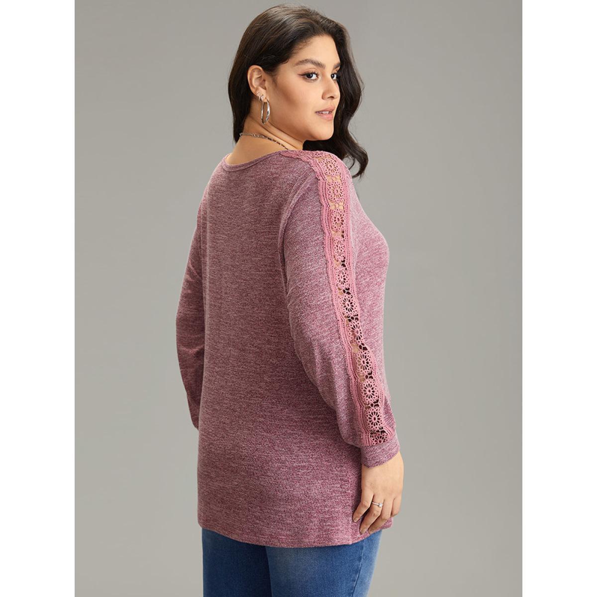 Plus Size Plain Contrast Lace Crew Neck T-shirt DustyPink Women Casual Plain Plain Round Neck Dailywear T-shirts BloomChic 28/5X Product Image