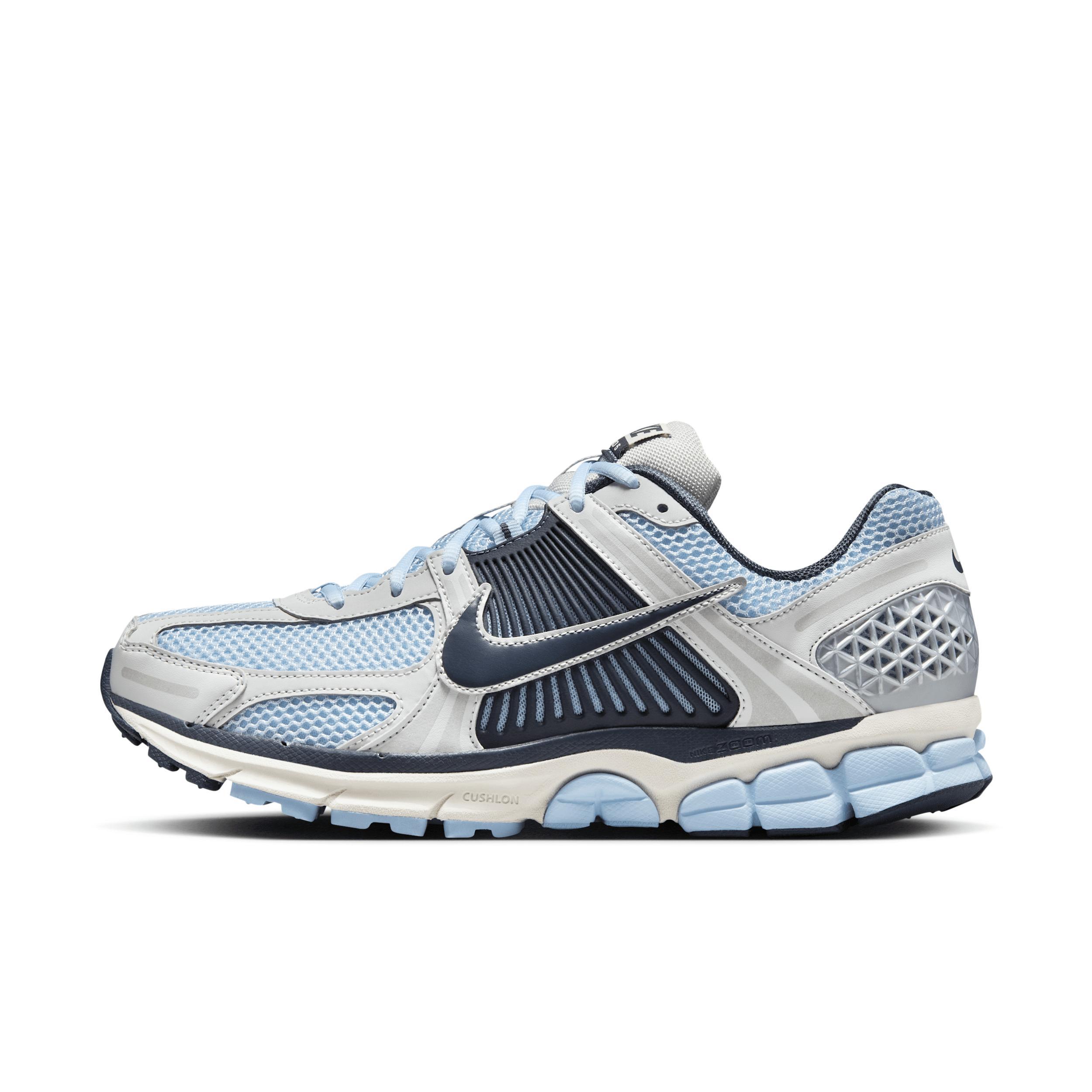 Nike Men's Zoom Vomero 5 Shoes Product Image