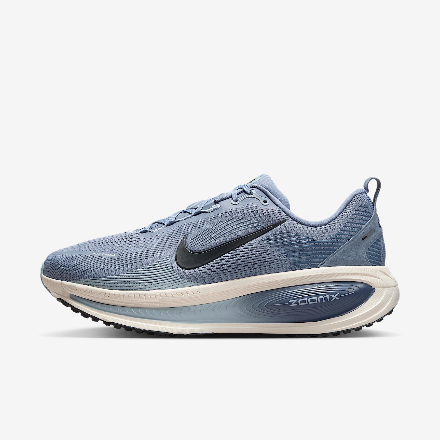 Nike Men's Vomero 18 Road Running Shoes (Extra Wide) Product Image