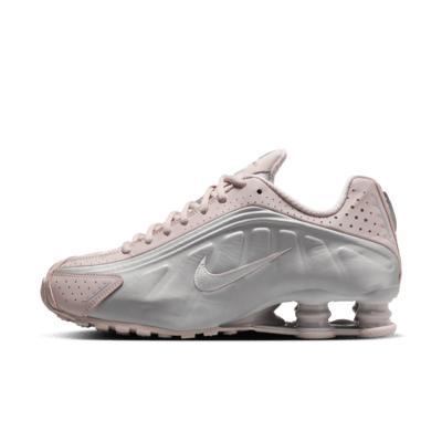 Nike Women's Shox R4 Shoes Product Image