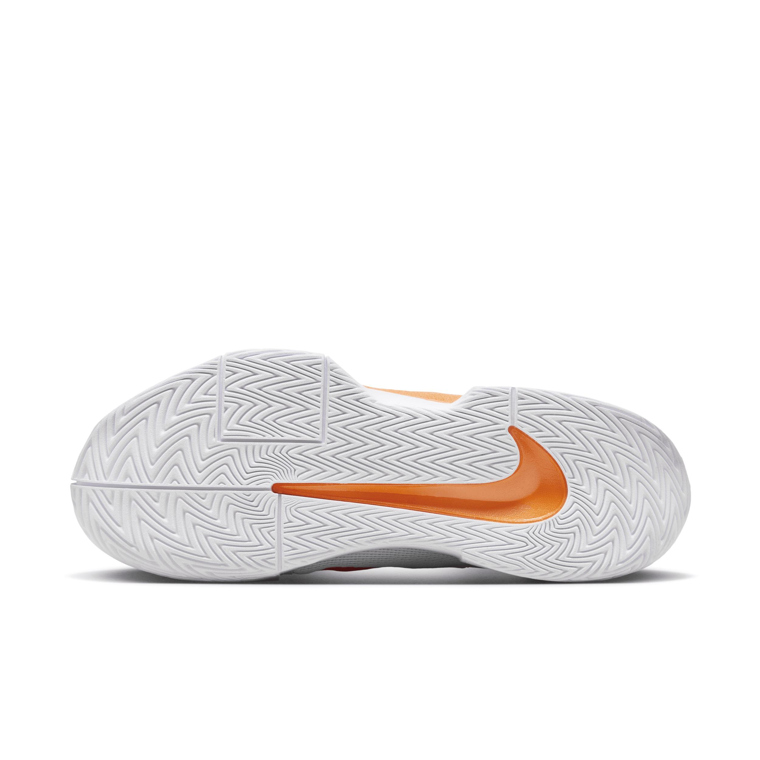 Nike Men's GP Challenge Pro Hard Court Tennis Shoes Product Image