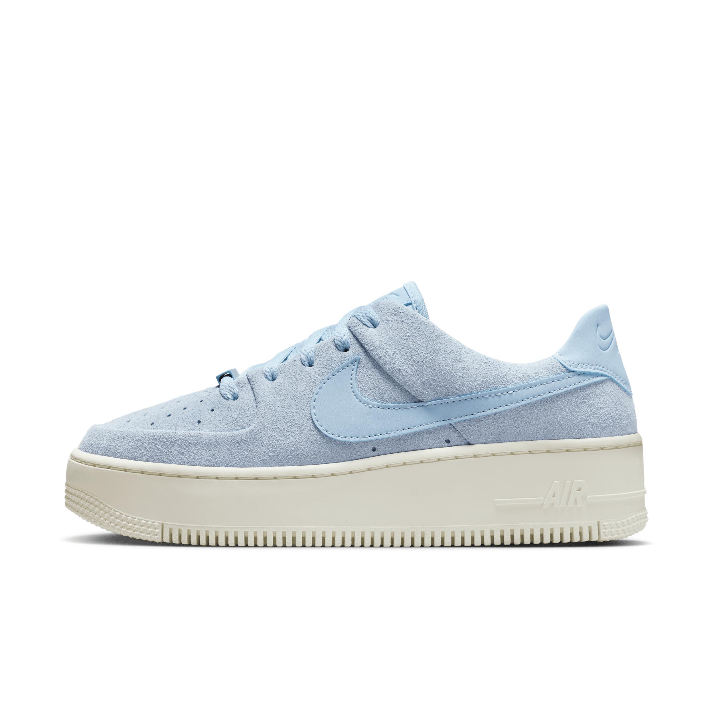 Nike Air Force 1 Sage Low Women's Shoes Product Image