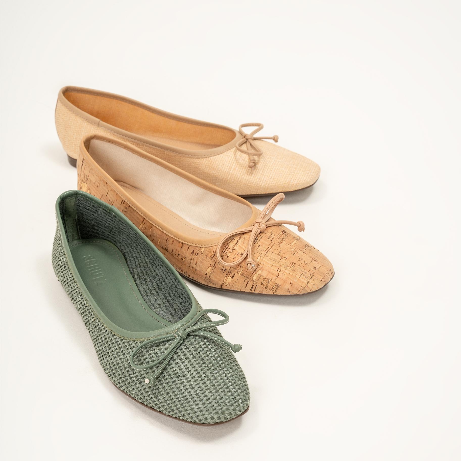 Arissa Straw Flat Product Image