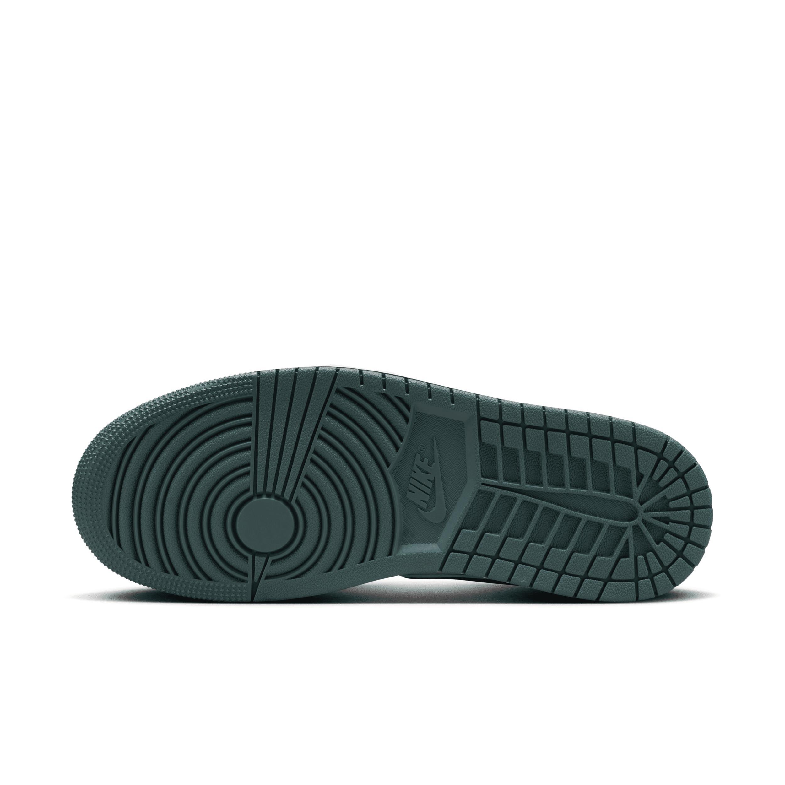 Jordan Mens Air Retro 1 Low Casual Shoes Product Image
