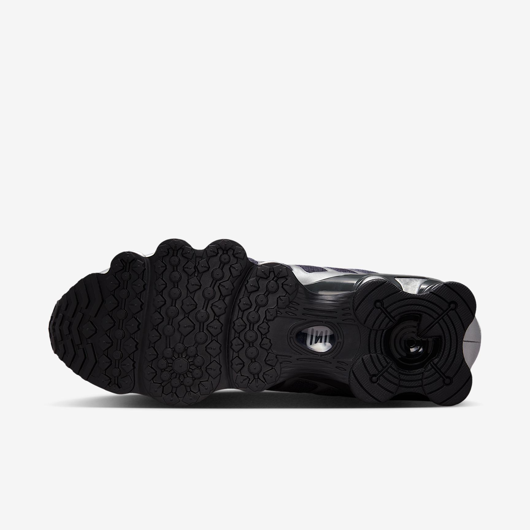 Nike Men's Shox TL Shoes Product Image