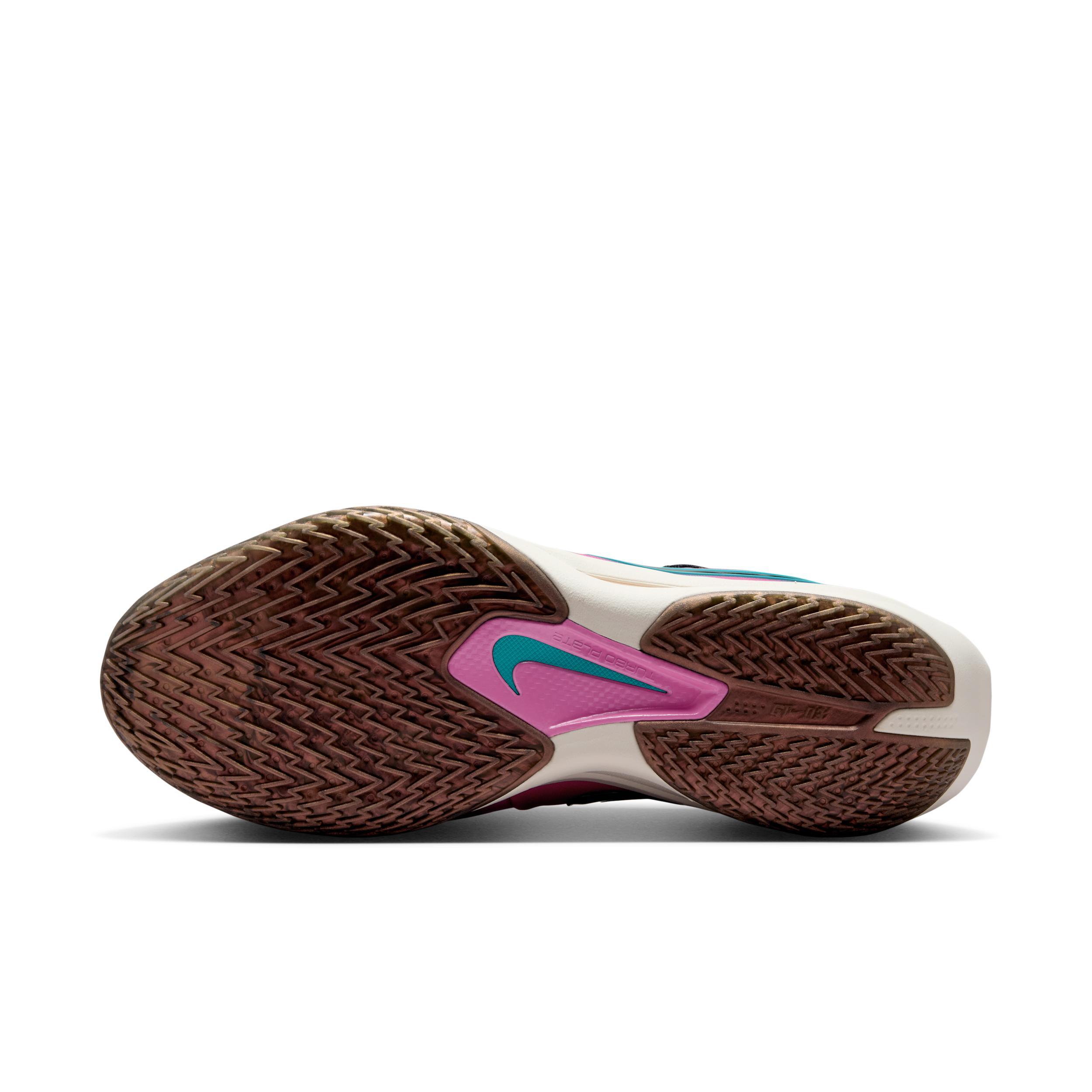 Nike Men's G.T. Cut 3 Turbo Basketball Shoes Product Image