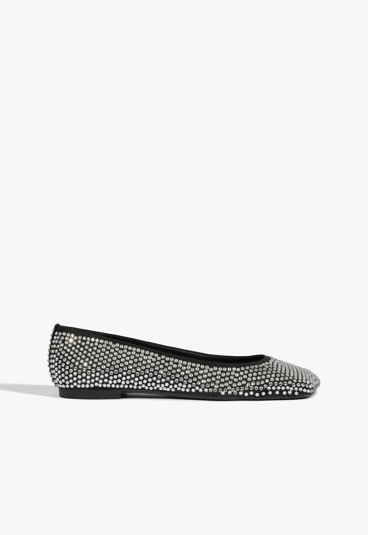 Jaycie Flat Product Image