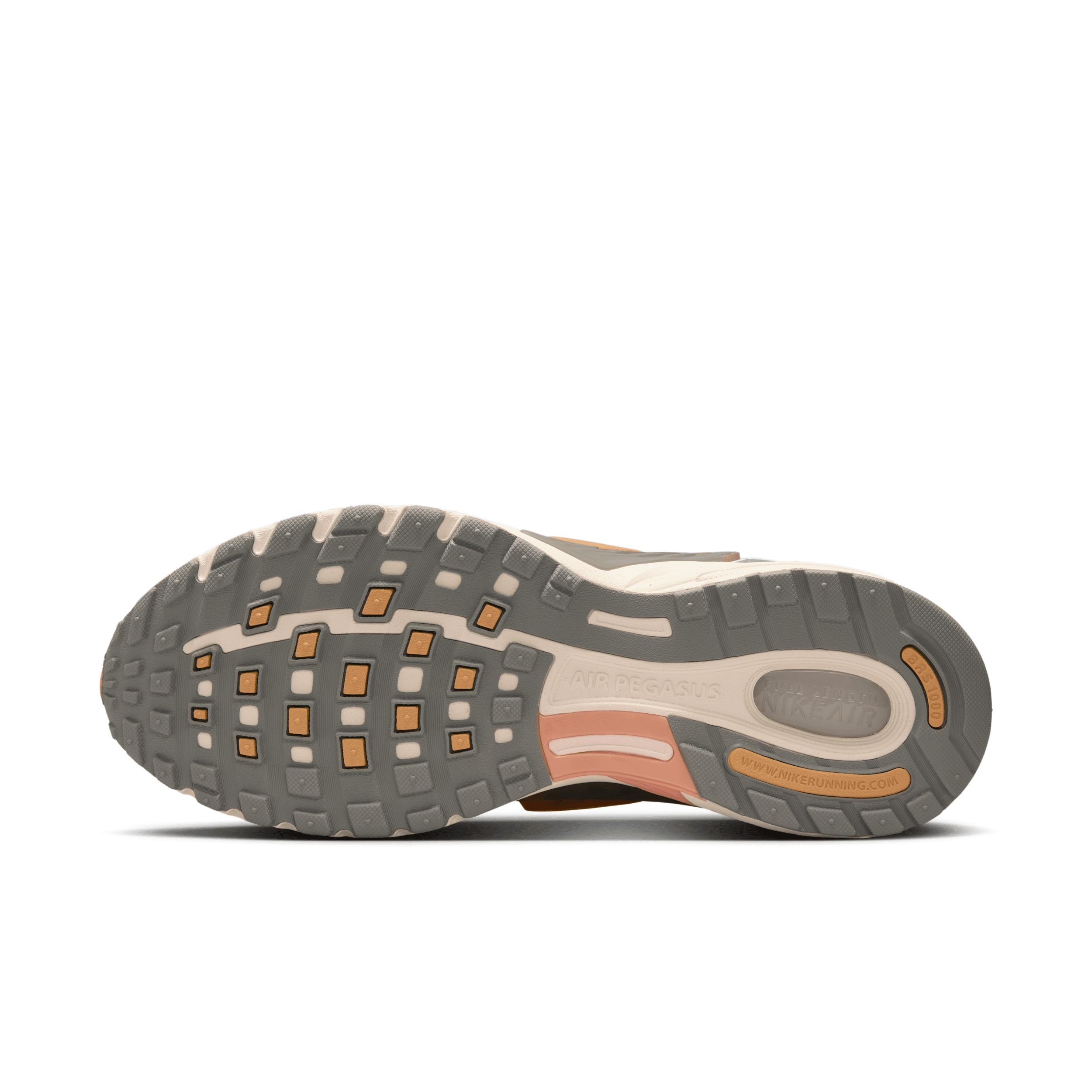 Nike Men's Air Pegasus Wave Premium Shoes Product Image