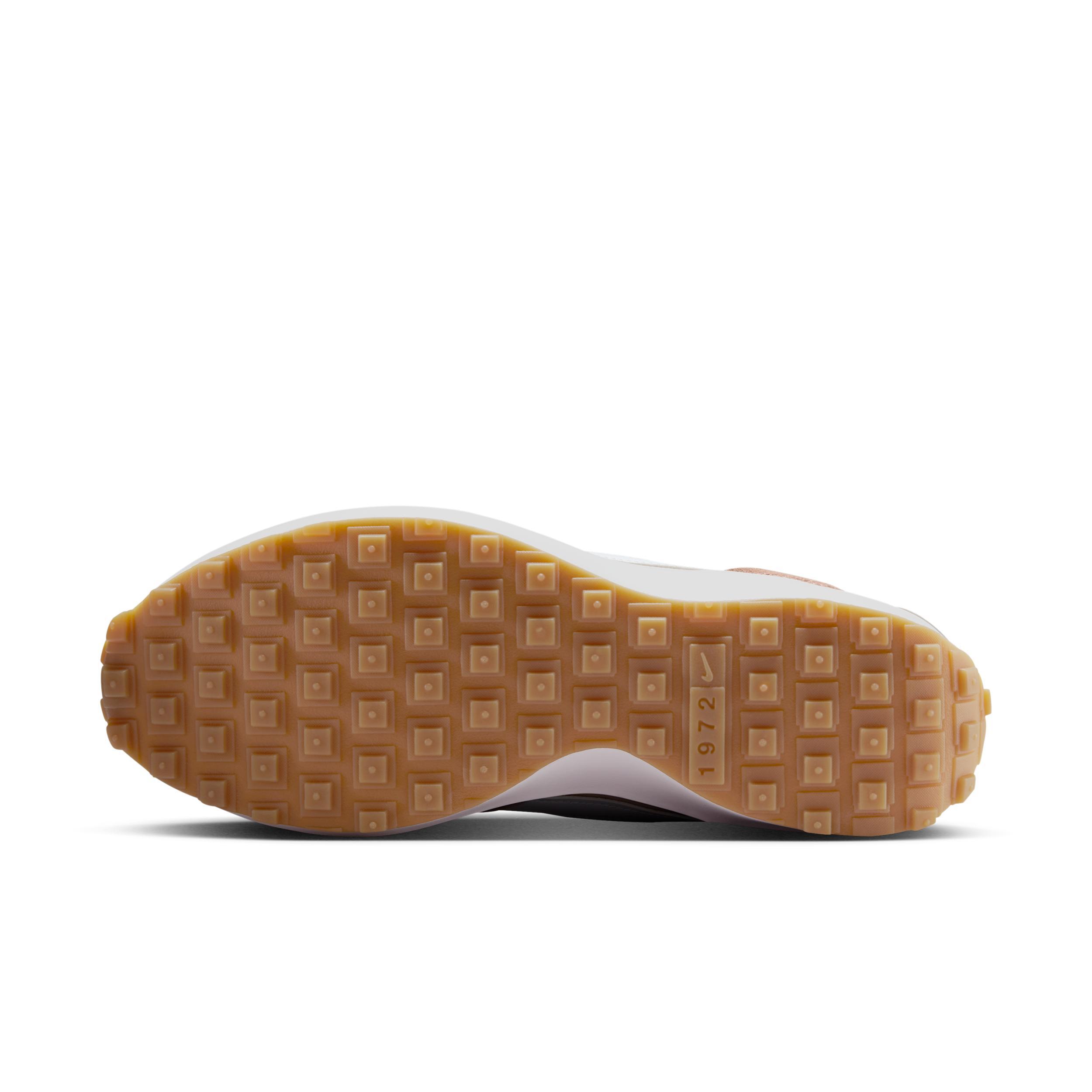 Nike Waffle Debut Women's Shoes Product Image