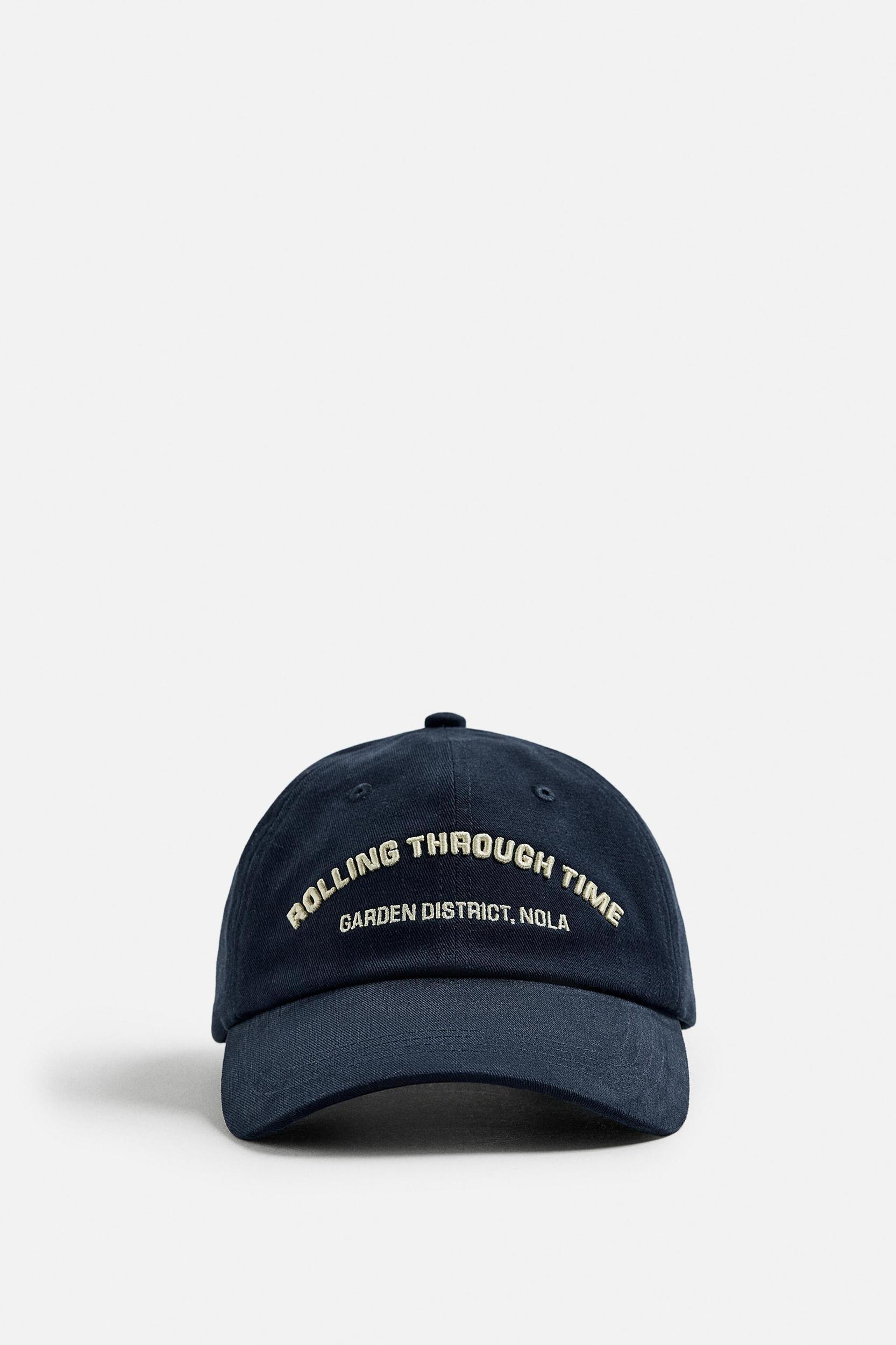 CONTRAST EMBROIDERED CAP Product Image