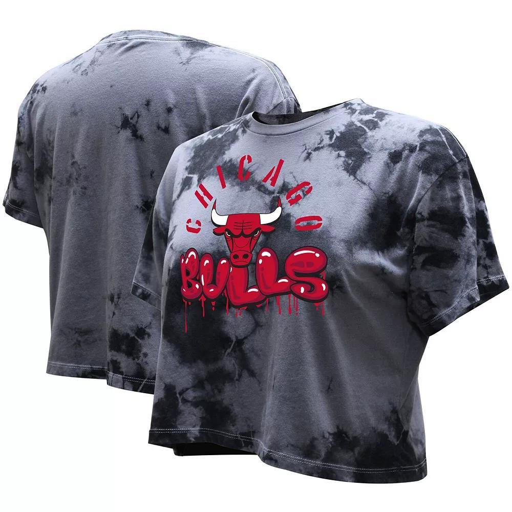 Women's Stadium Essentials  Charcoal Chicago Bulls Street Art Dark Crystal Washed Crop T-Shirt, Size: 2XL Product Image