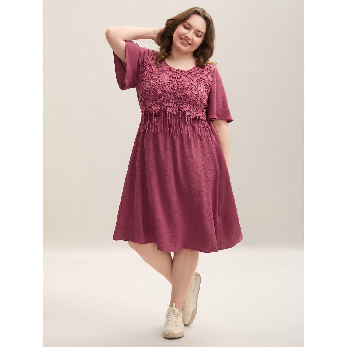 Plus Size Lace Detail Pockets Round Neck Midi Dress Rouge Women Casual Woven ribbon&lace trim Round Neck Short sleeve Curvy BloomChic 22-24/3X Product Image