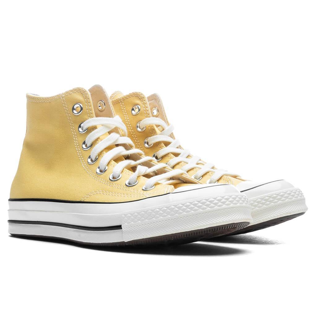 Chuck 70 HI - Bananas/Egret/Black Male Product Image