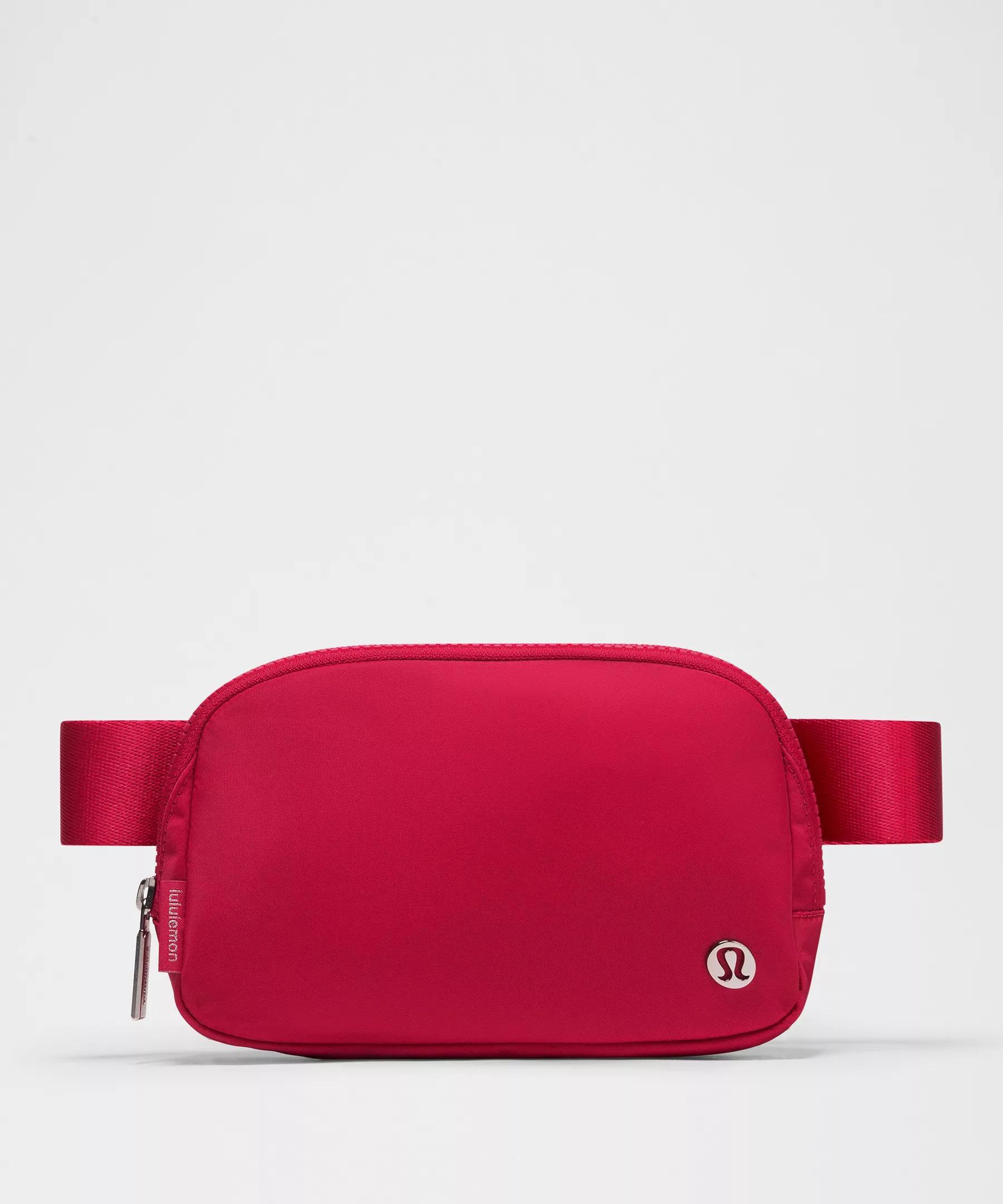 Everywhere Belt Bag 1L Product Image