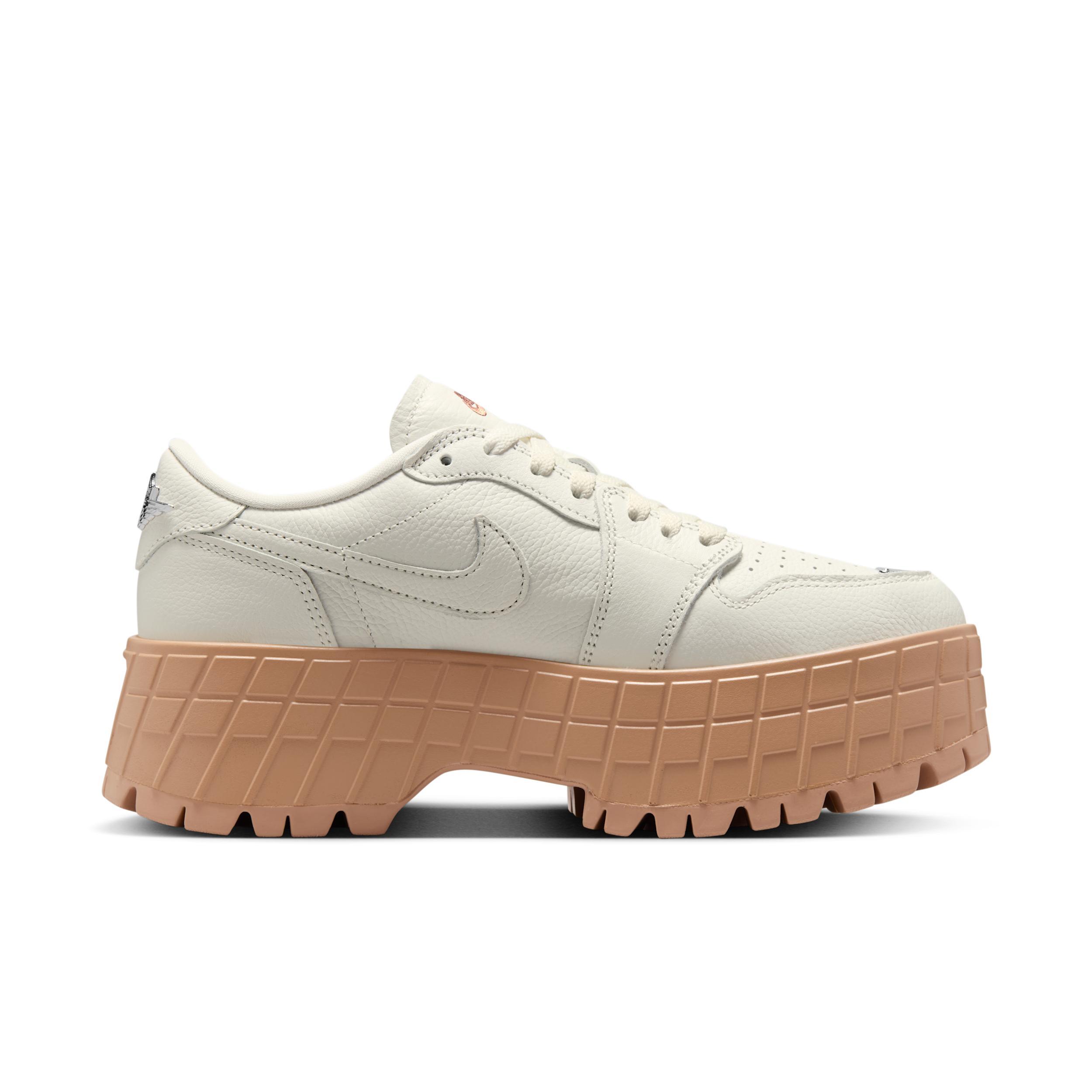 Women's Air Jordan 1 Brooklyn Low Shoes Product Image