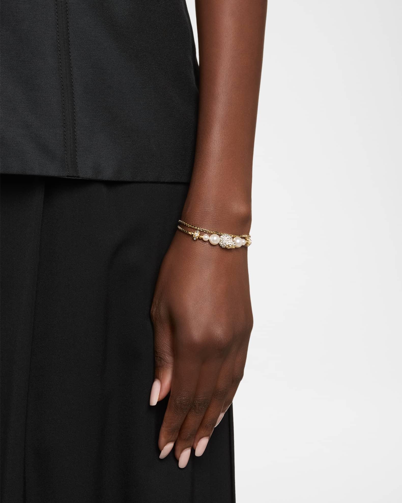 Pearly Skull Chain Bracelet Product Image