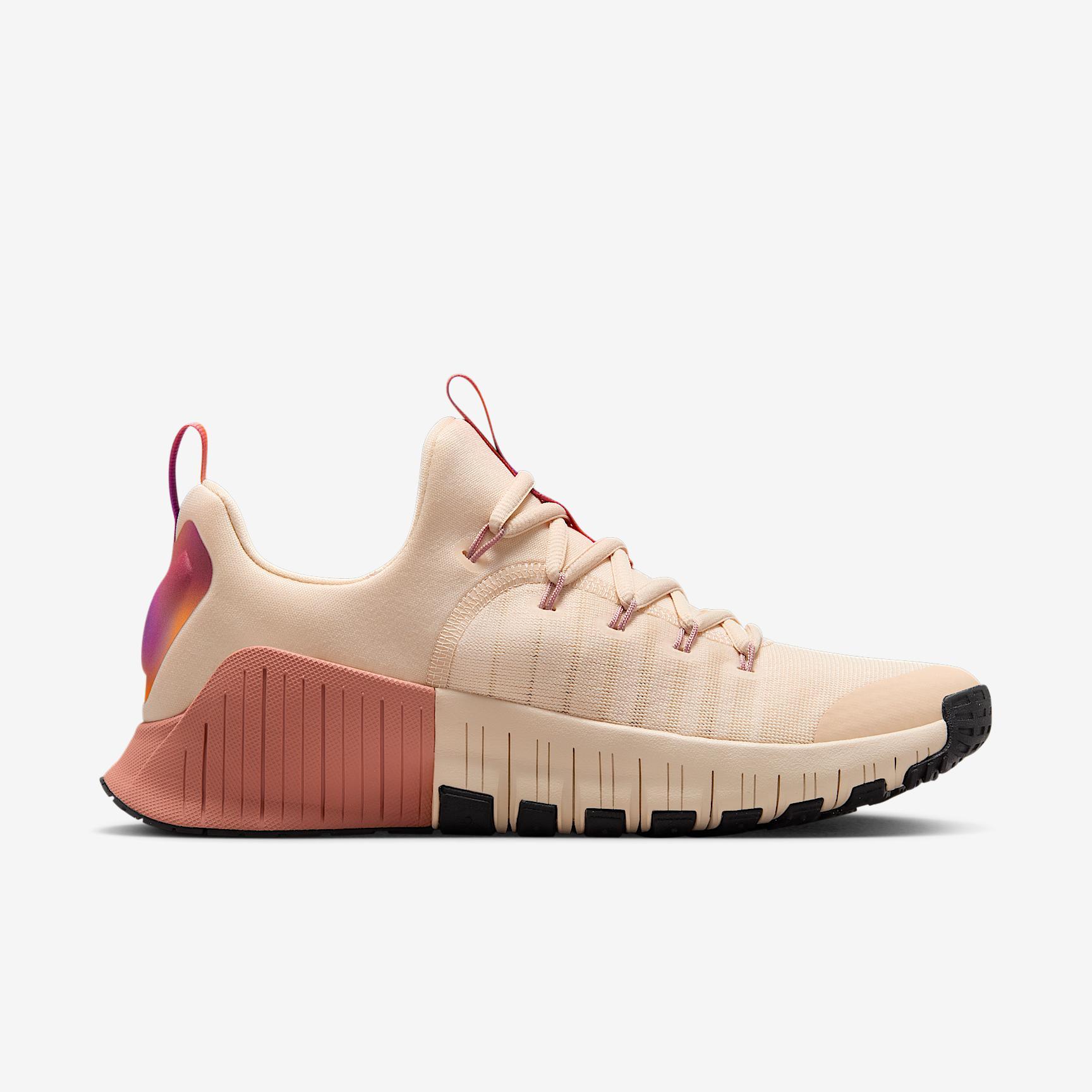 Nike Free Metcon 6 SE Women's Workout Shoes Product Image