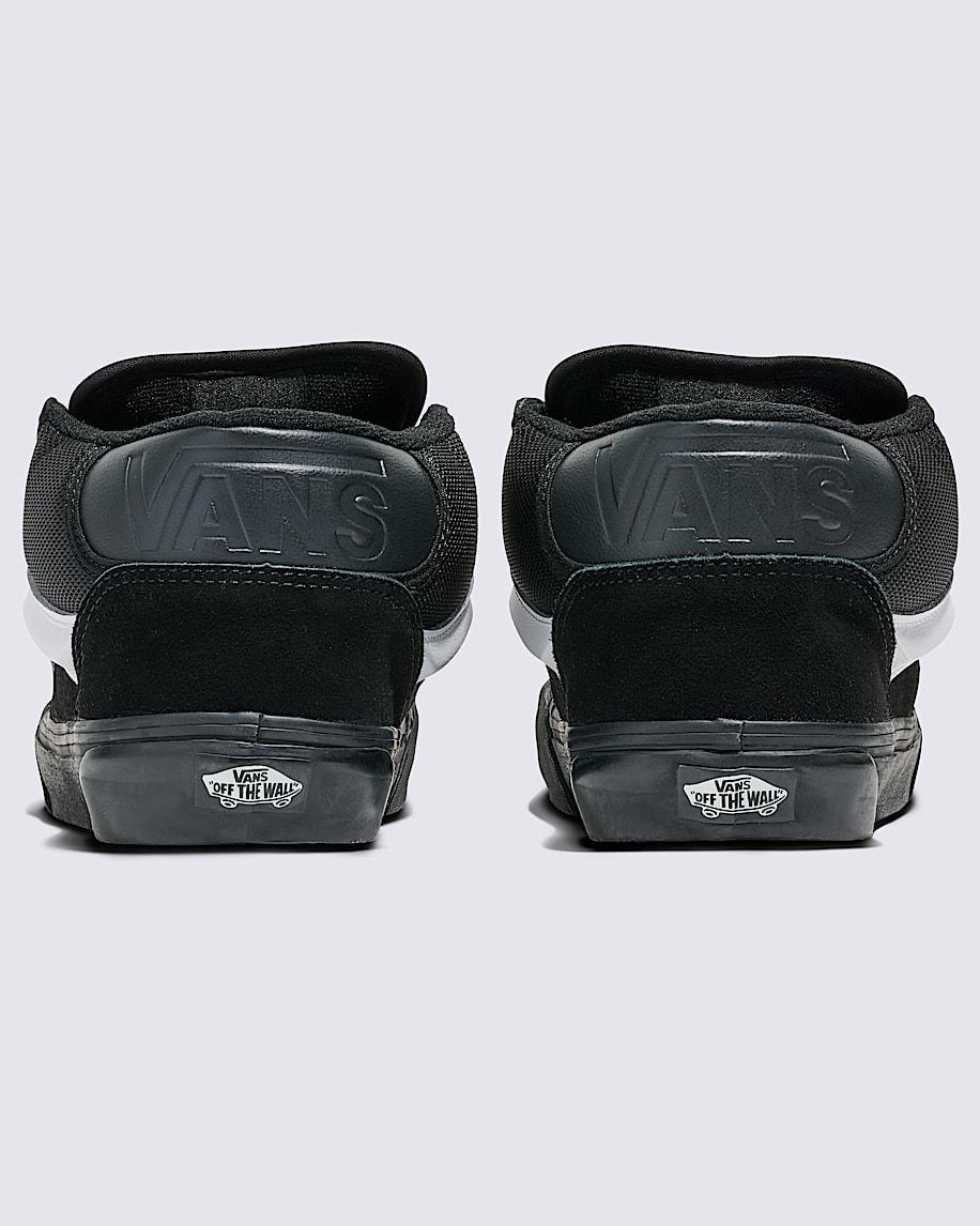 Knu Mid Shoe in Black / White| Vans US Product Image
