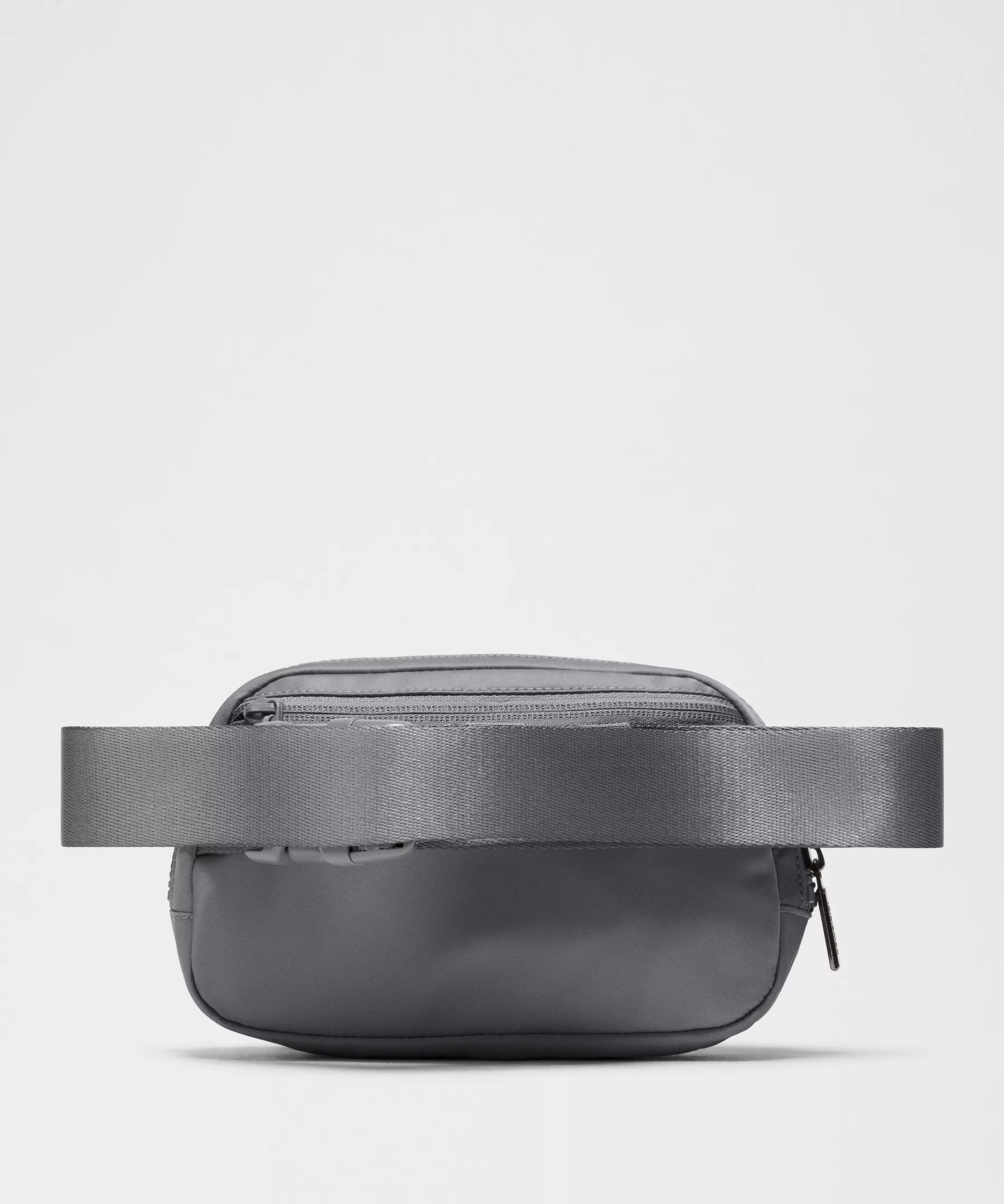 Everywhere Belt Bag with Long Strap 1L Product Image