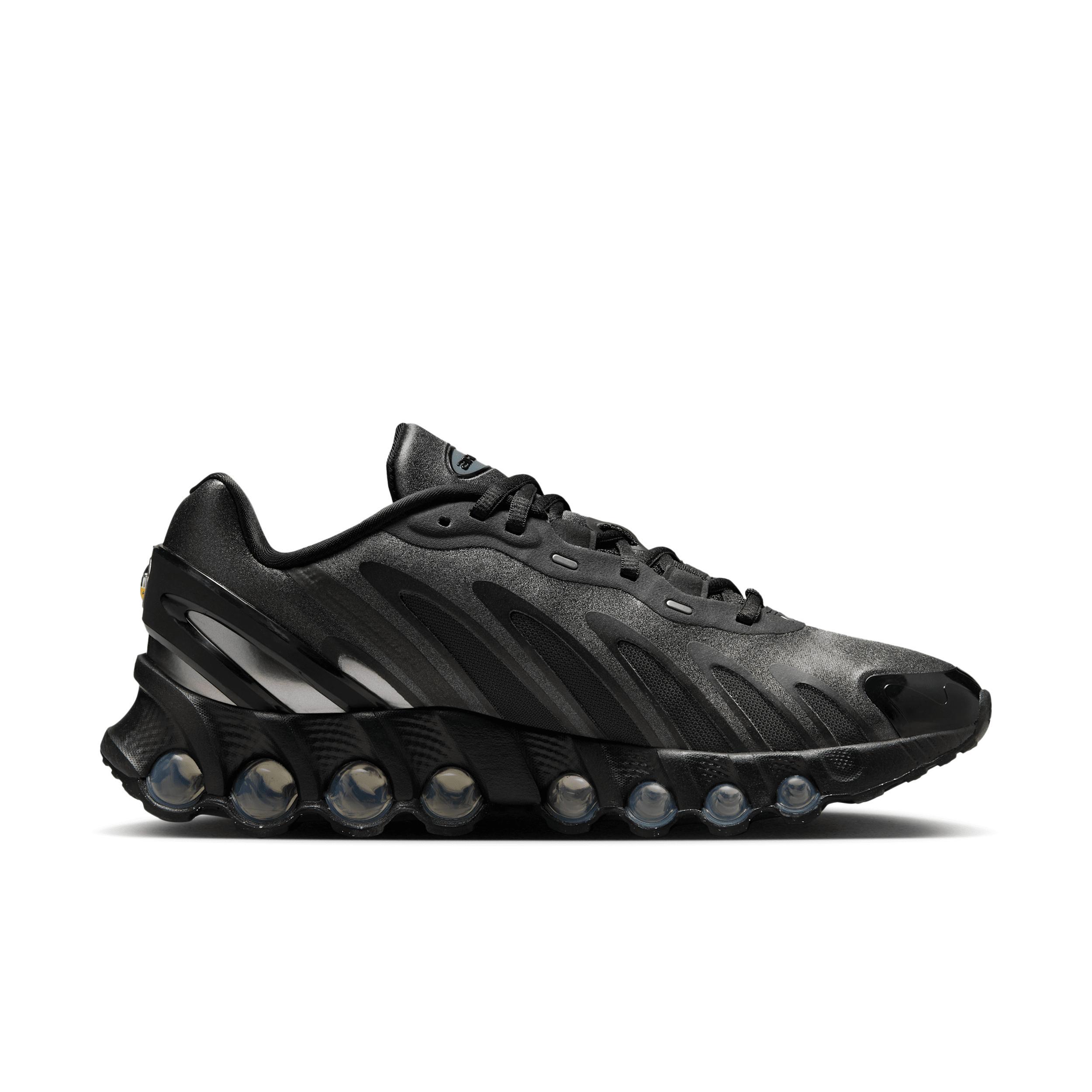 Nike Women's Air Max Dn8 Shoes Product Image