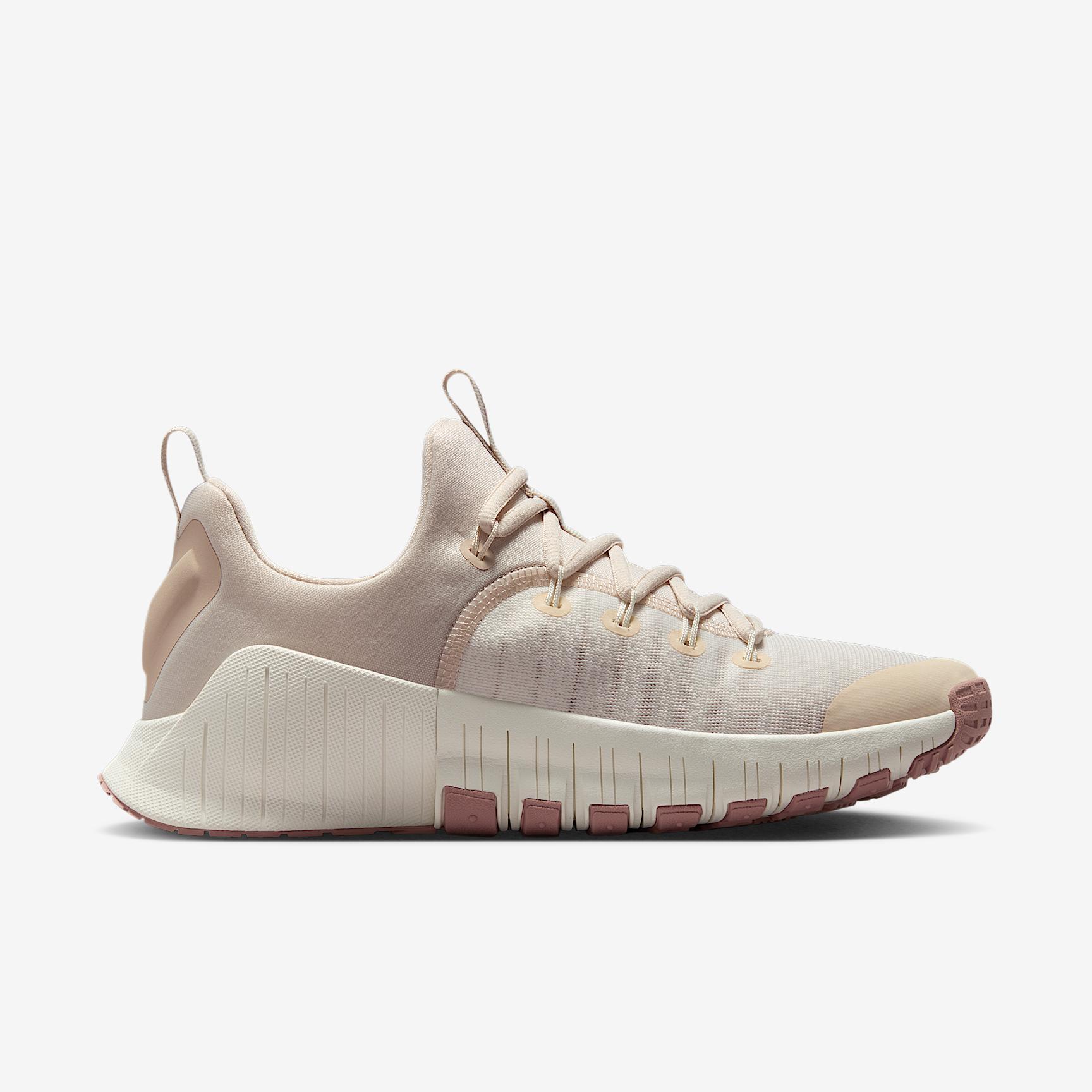Nike Women's Free Metcon 6 Workout Shoes Product Image