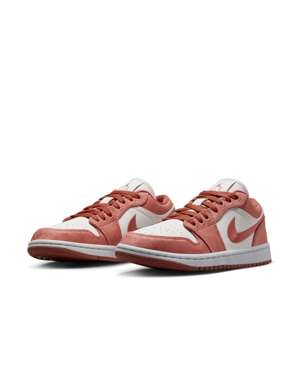 Nike Air Jordan 1 Low SE sneakers Product Image
