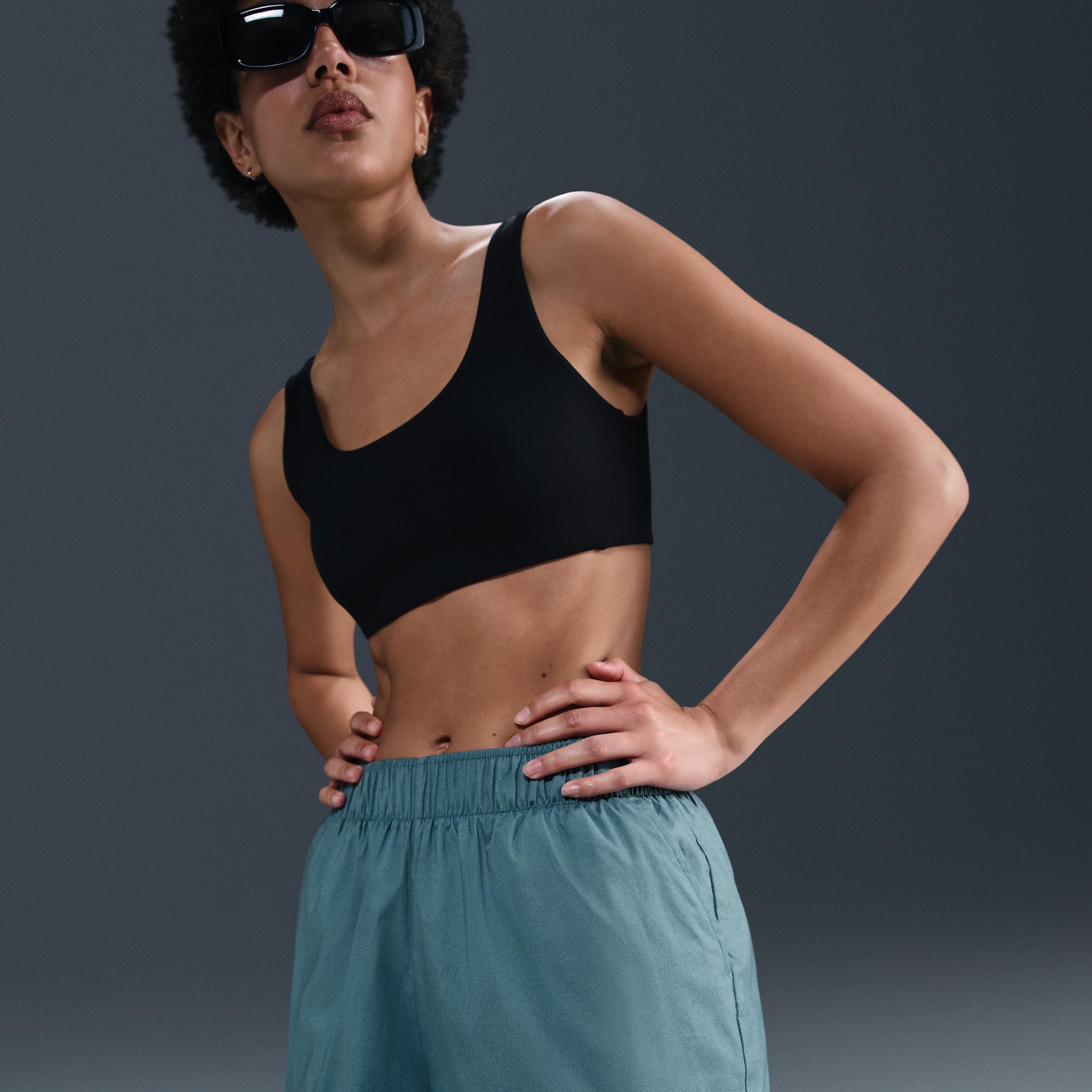 Women's Nike Sportswear Chill Poplin Mid-Rise 5" Shorts Product Image