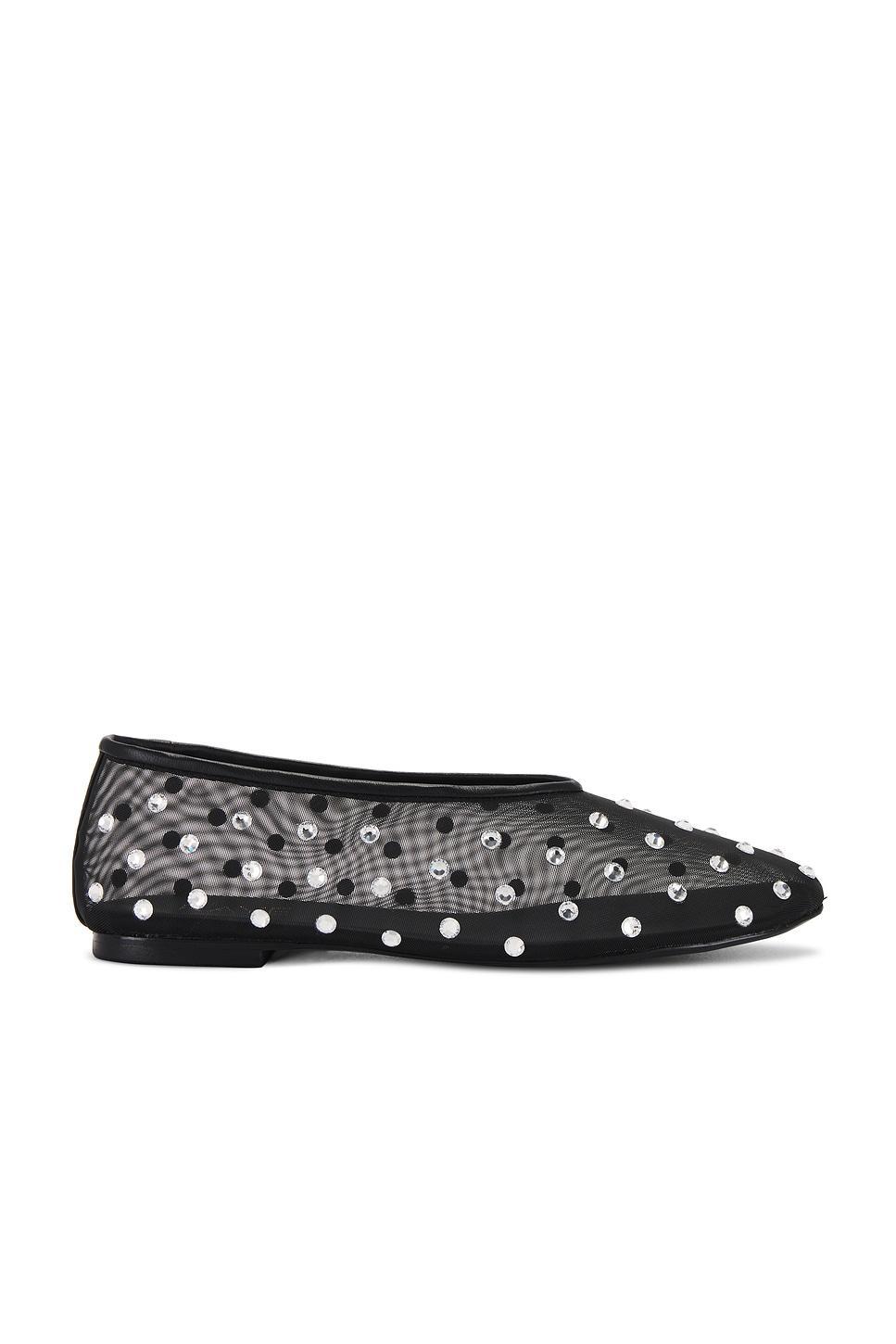 Adina Flat RAYE Product Image