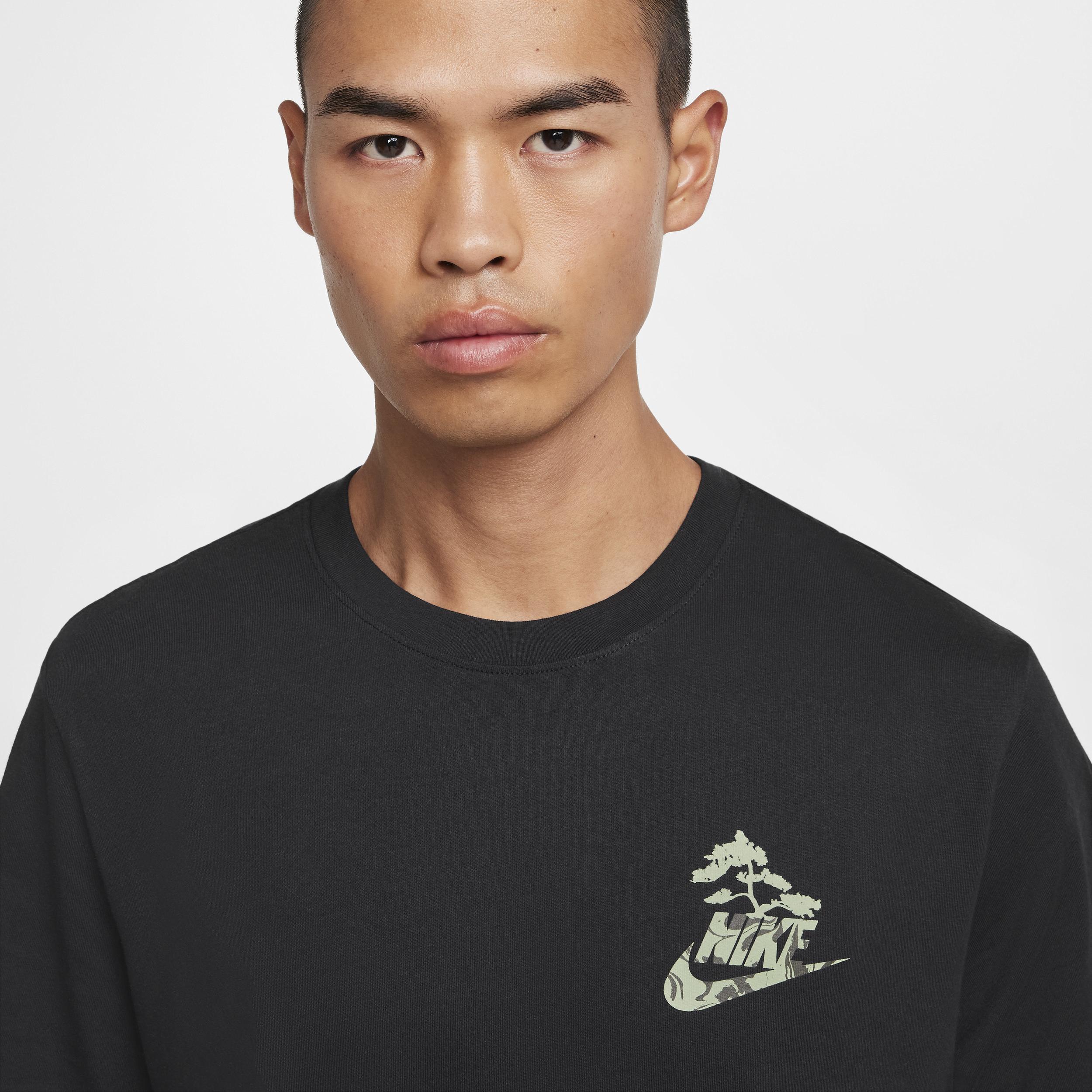 Mens Nike Sportswear Club T-Shirt Product Image