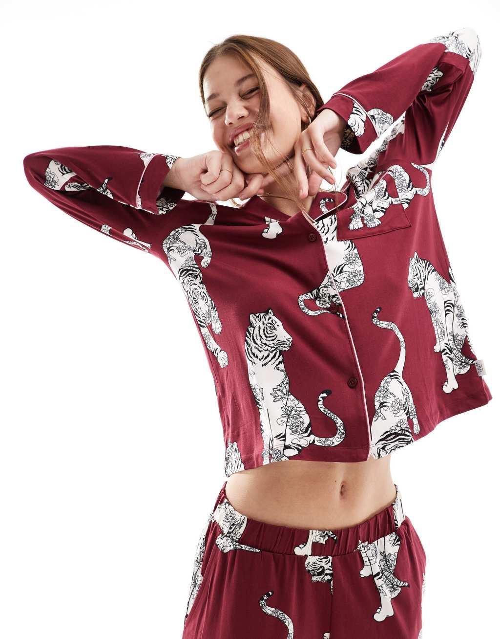 Chelsea Peers Exclusive long sleeve and pants poly pajama set in plum lotus tiger print Product Image