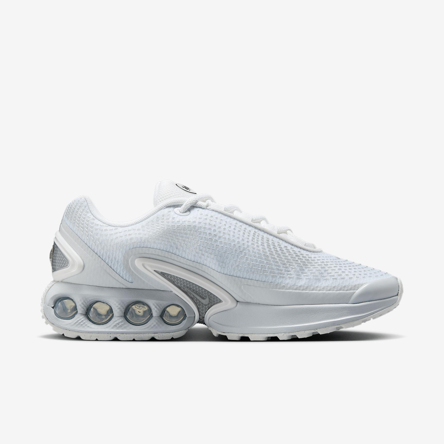 Nike Women's Air Max Dn Shoes Product Image