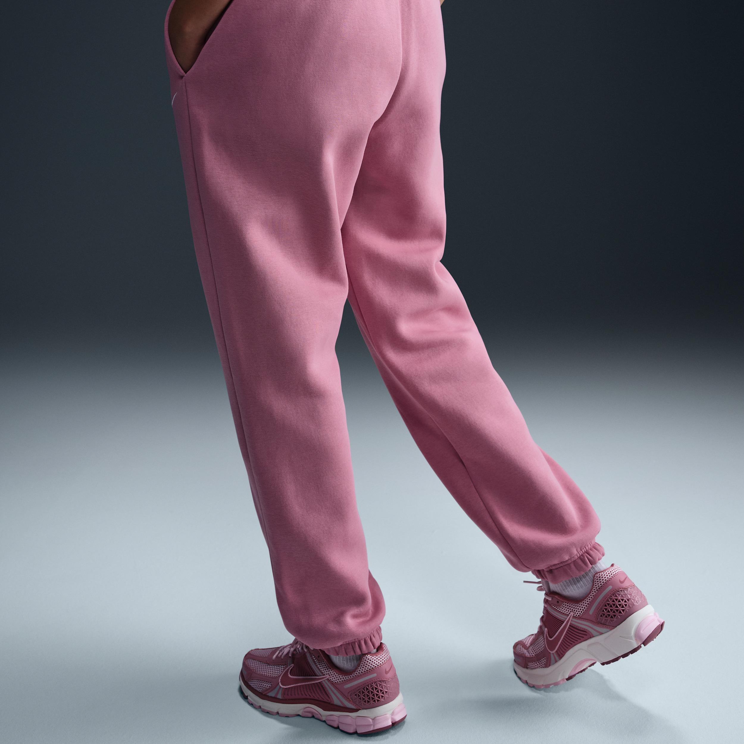 Women's Nike Sportswear Phoenix Fleece High-Waisted Oversized Sweatpants Product Image