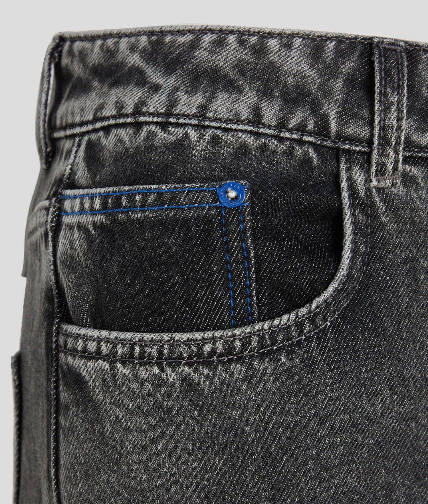 KLJ HIGH-RISE STRAIGHT JEANS Product Image