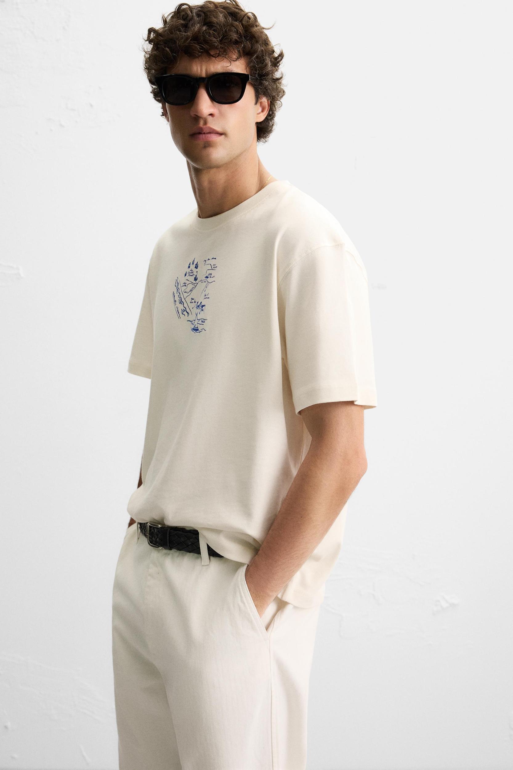 COMBINATION EMBROIDERY T-SHIRT Product Image