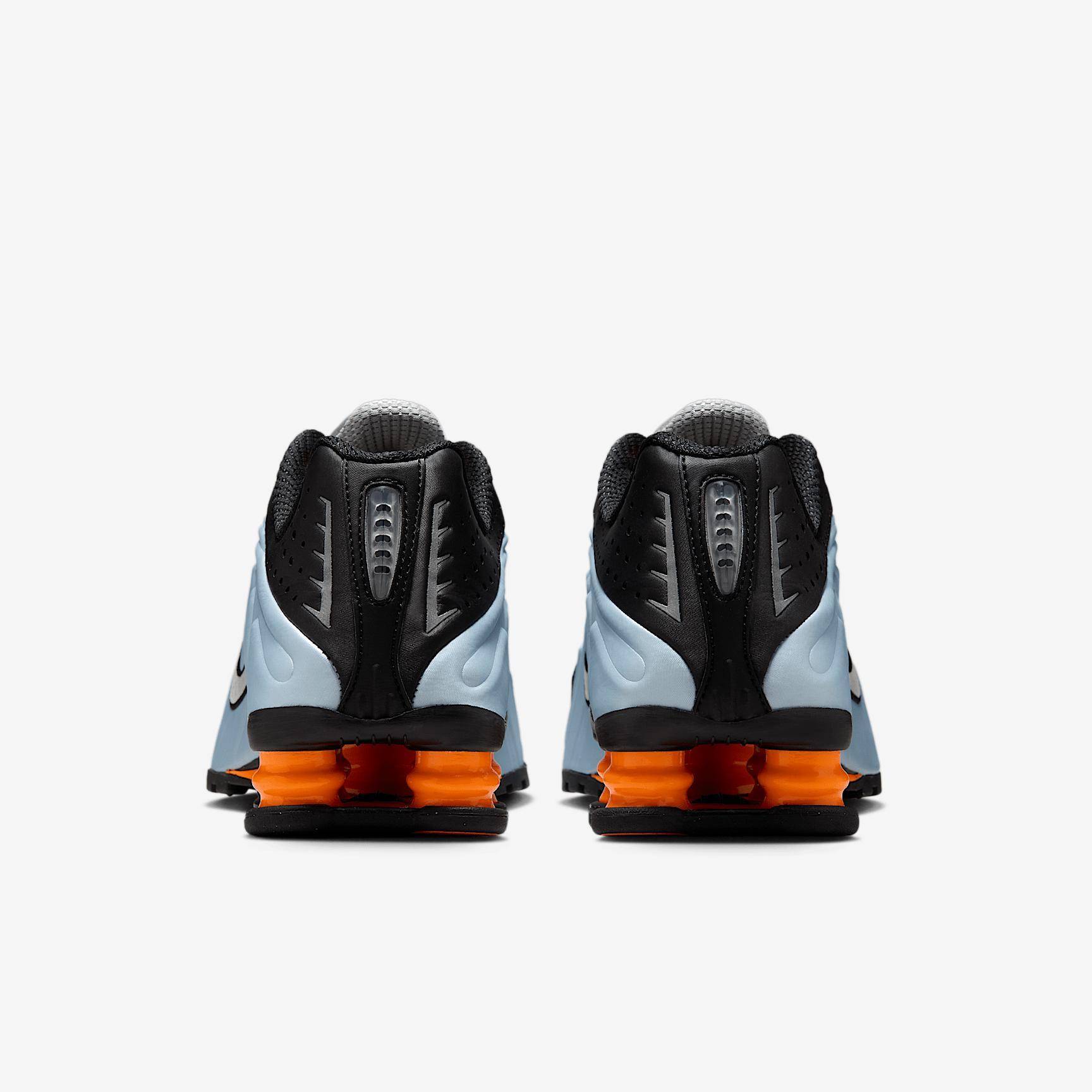 Nike Womens Shox R4 Casual Shoes Product Image