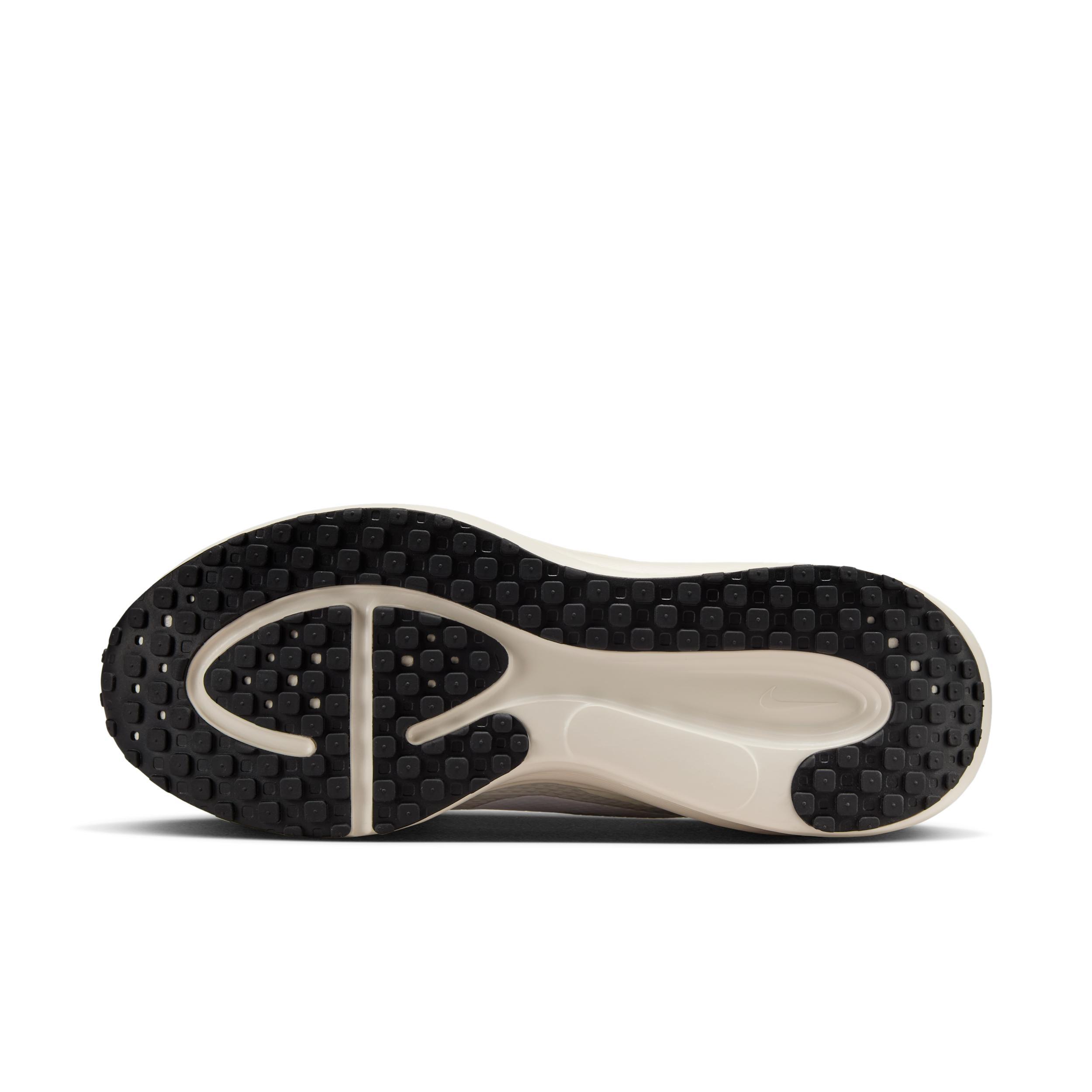 Nike Women's Revolution 8 Road Running Shoes Product Image