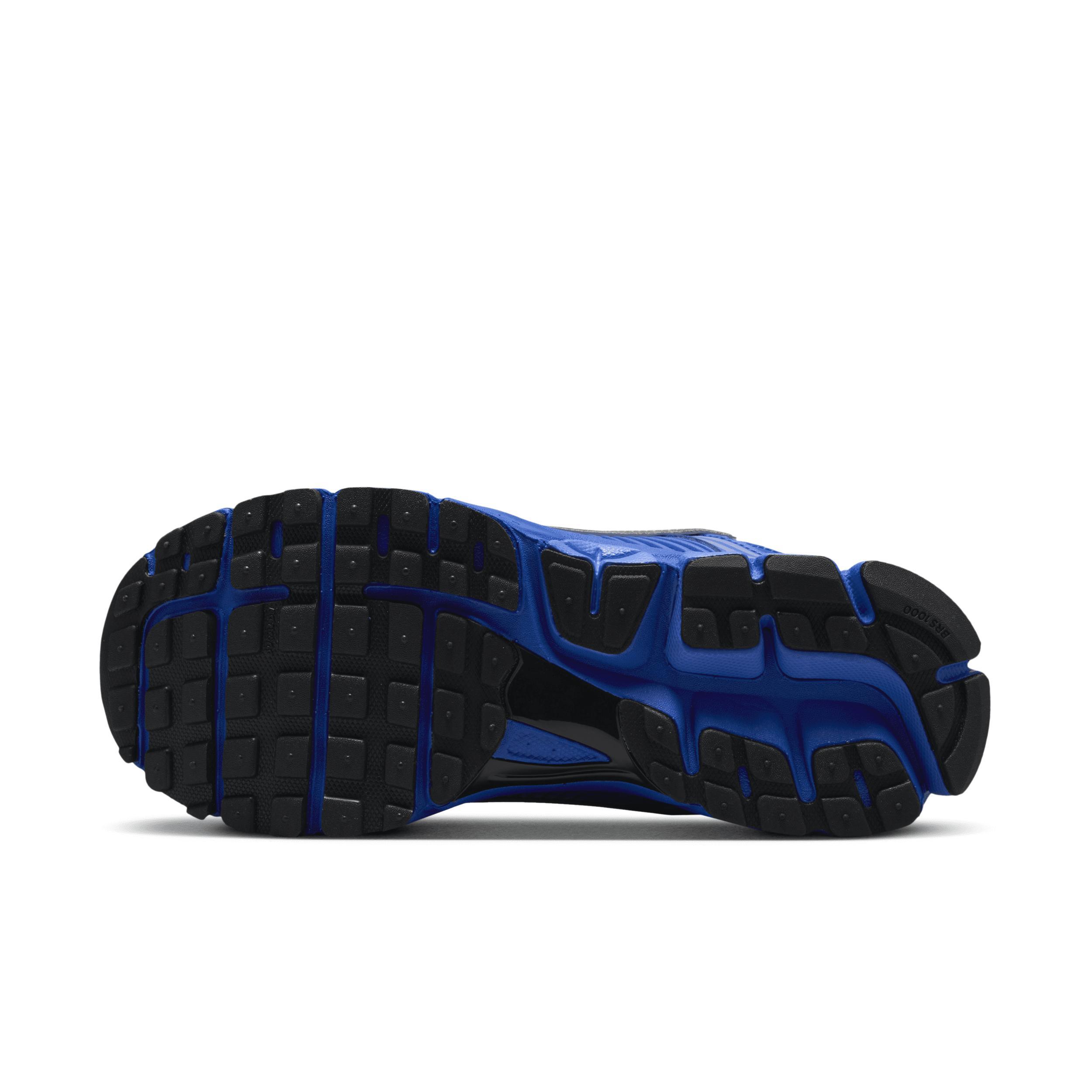 Nike Women's Zoom Vomero 5 Shoes Product Image