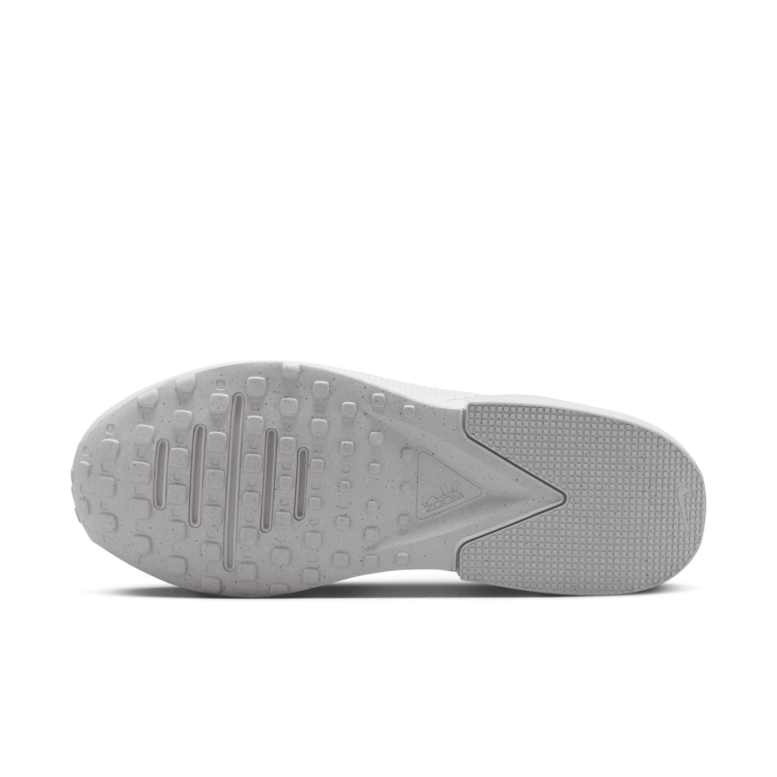 Nike Air Zoom TR 1 sneakers in gray Product Image