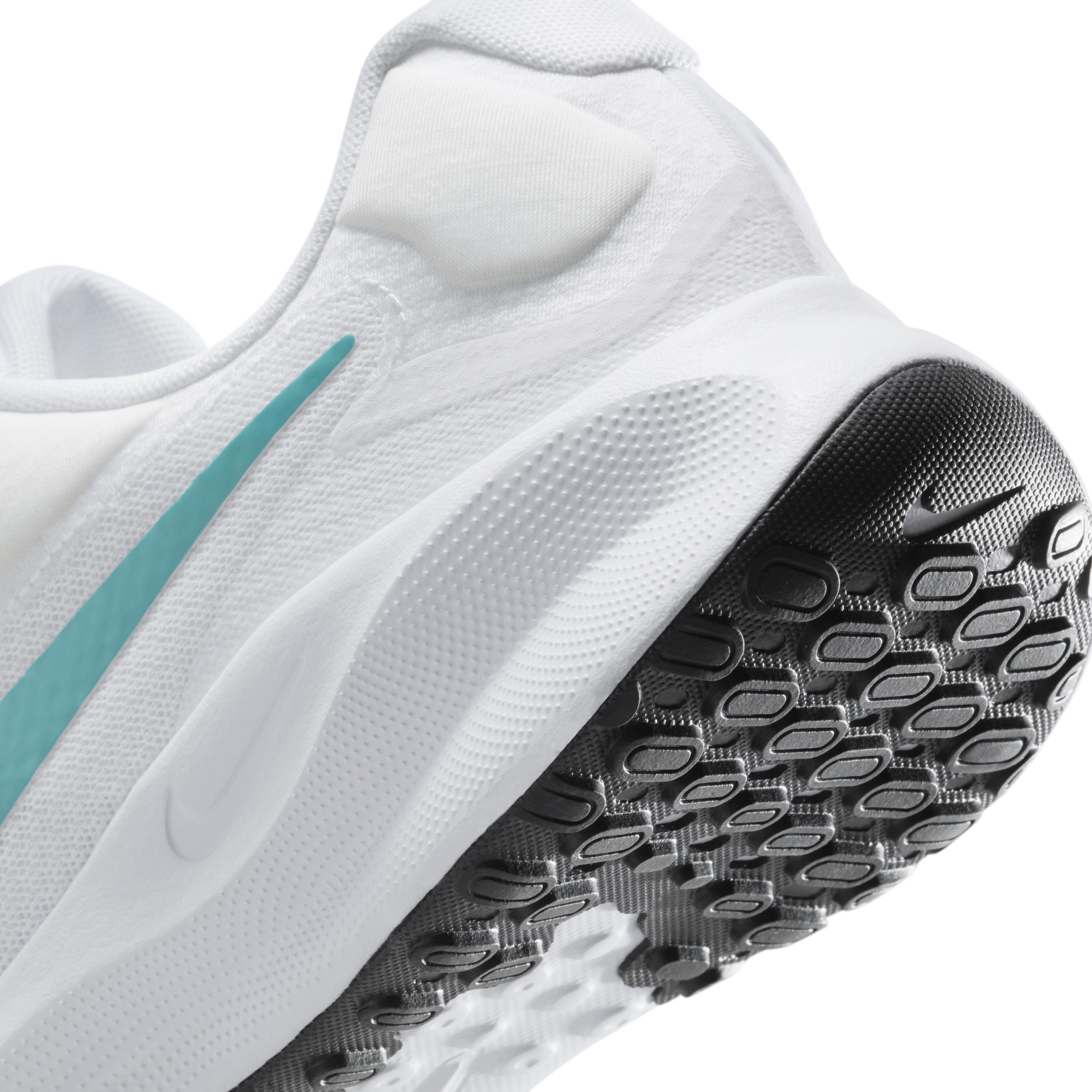 Nike Revolution 7 Mens Road Running Shoes Product Image
