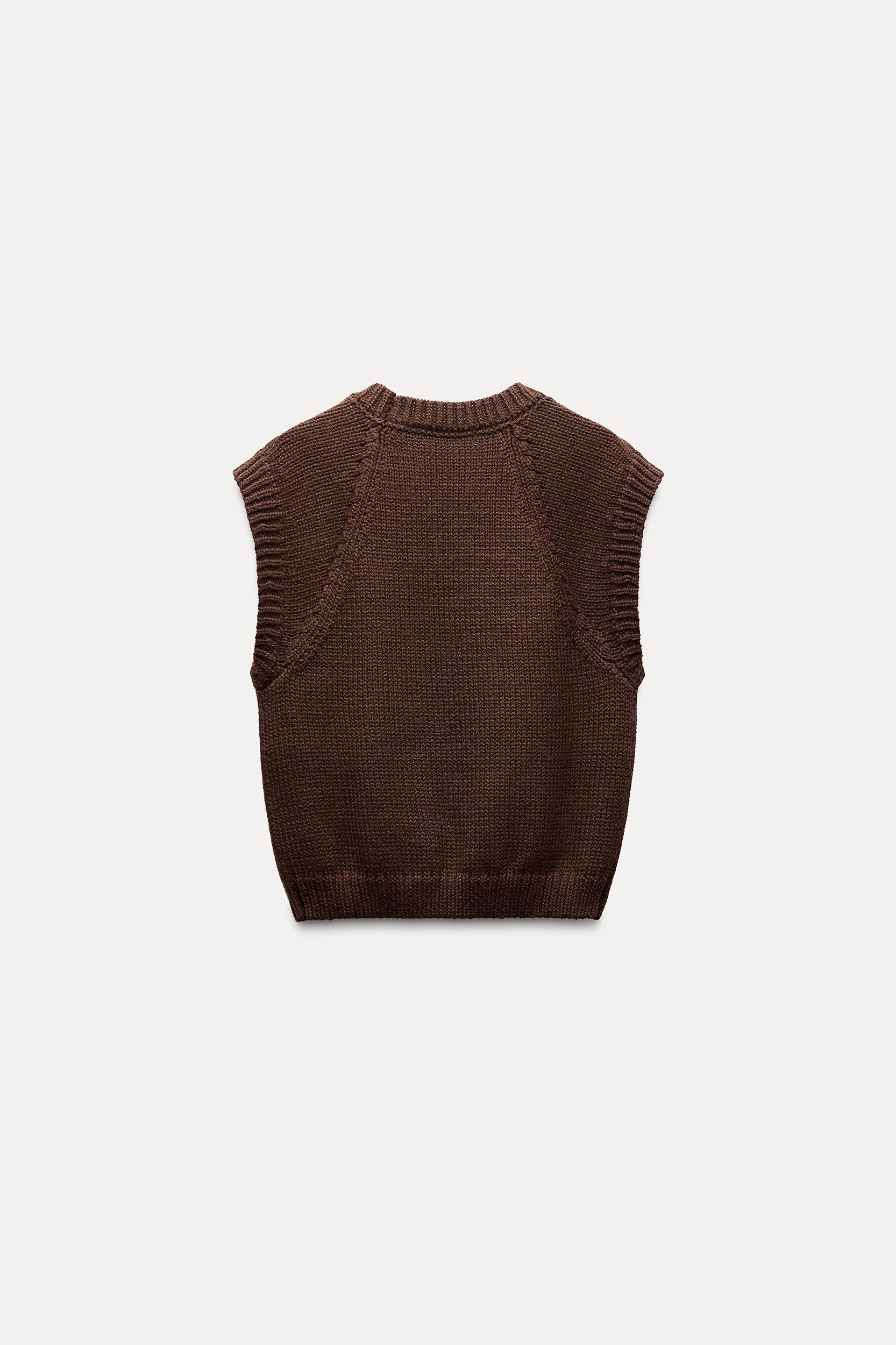 PLAIN KNIT SWEATER VEST Product Image