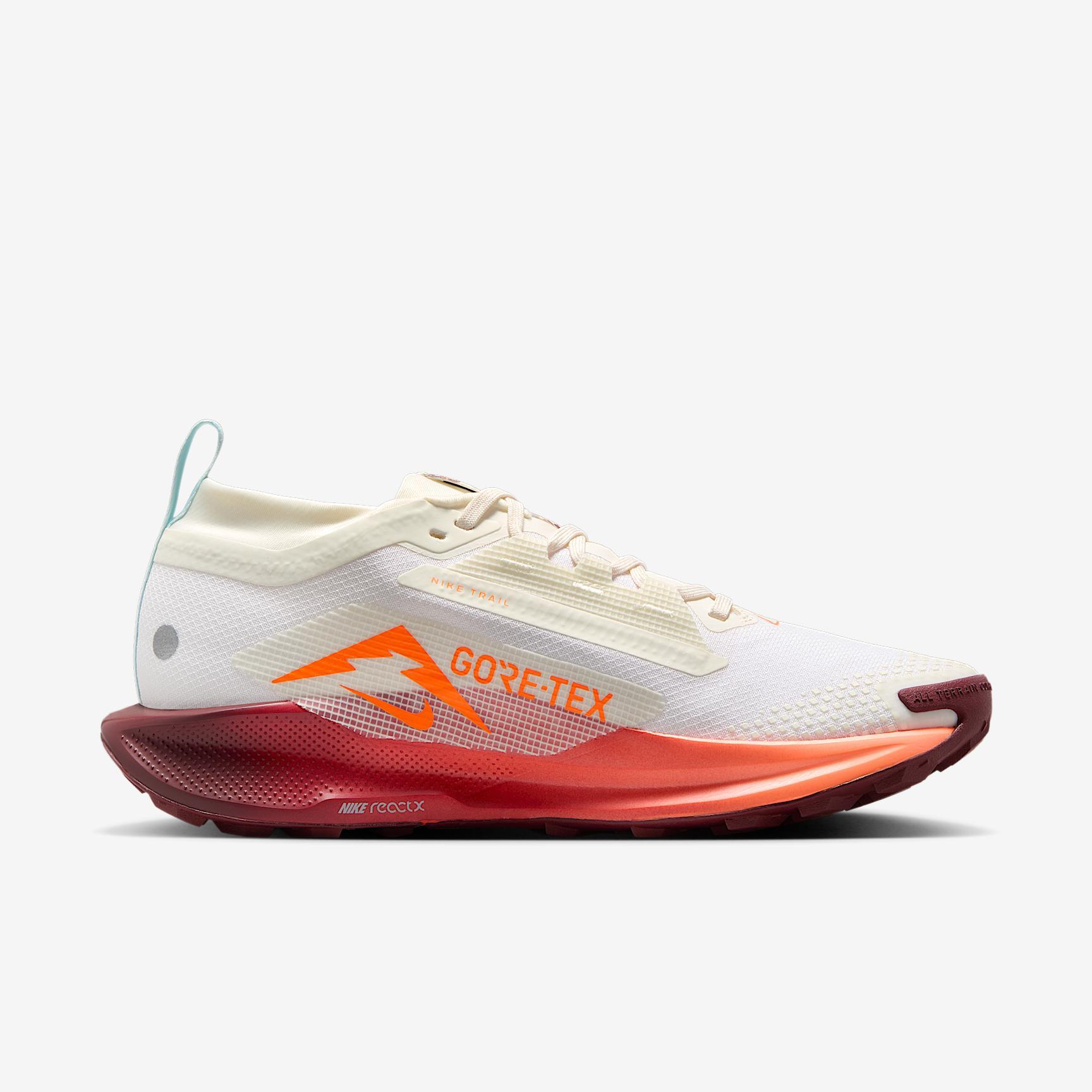 Nike Women's Pegasus Trail 5 GORE-TEX Waterproof Trail Running Shoes Product Image
