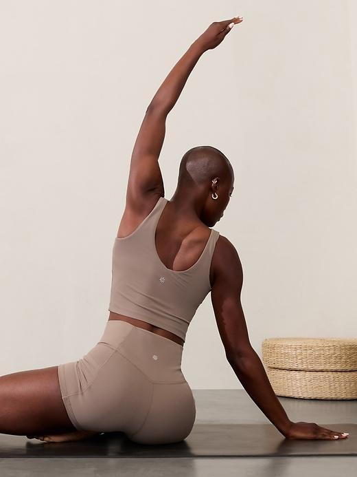Transcend V-Neck Crop Sports Bra A-C Product Image