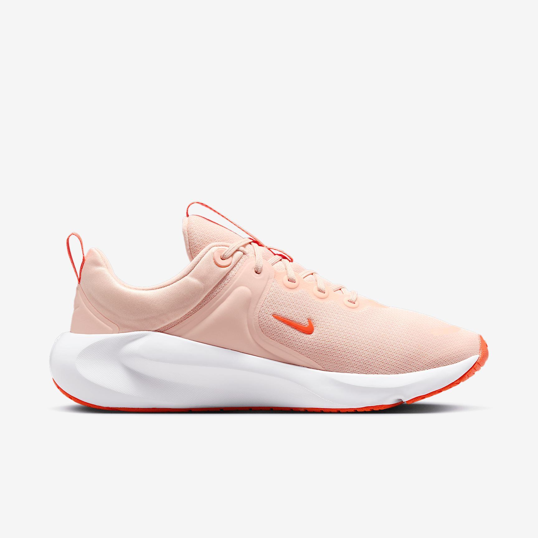 Nike In-Season TR 14 Women's Workout Shoes Product Image