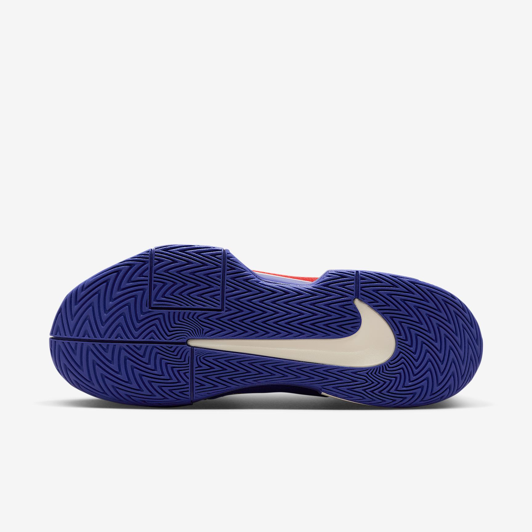 Nike GP Challenge Pro Premium Men's Hard Court Tennis Shoes Product Image