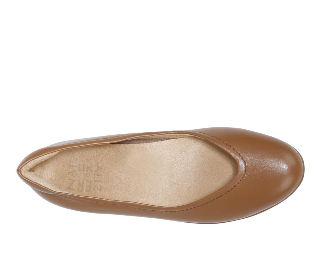 Women's Naturlizer Vivienne Flats Product Image