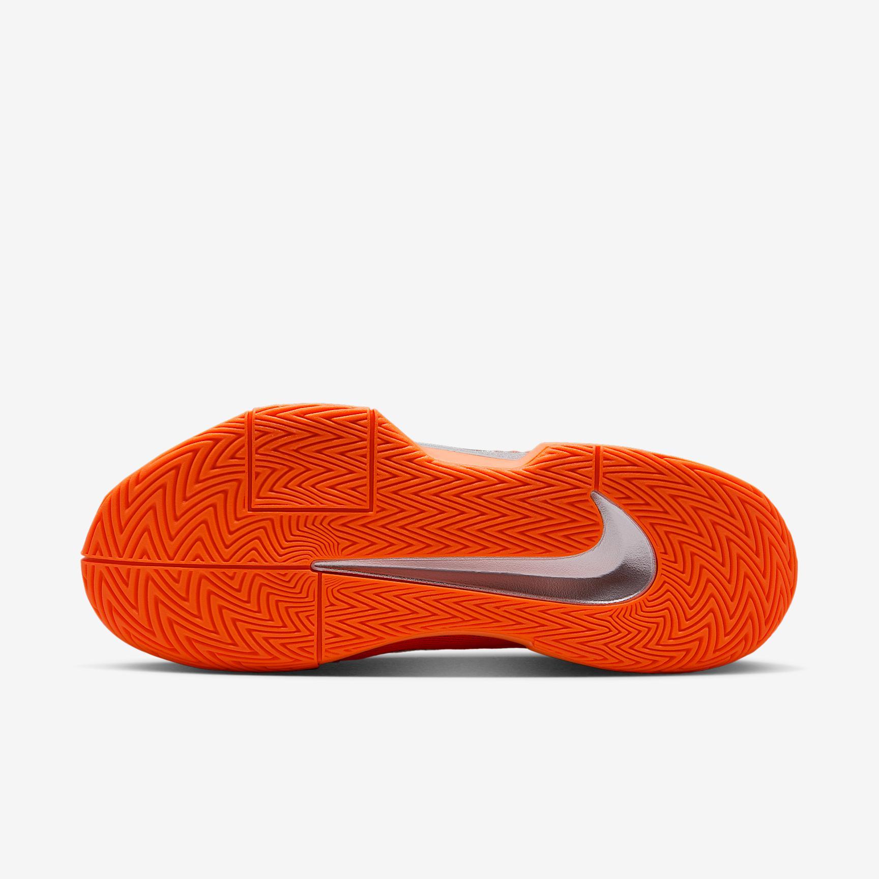 Nike GP Challenge Pro Premium Men's Hard Court Tennis Shoes Product Image