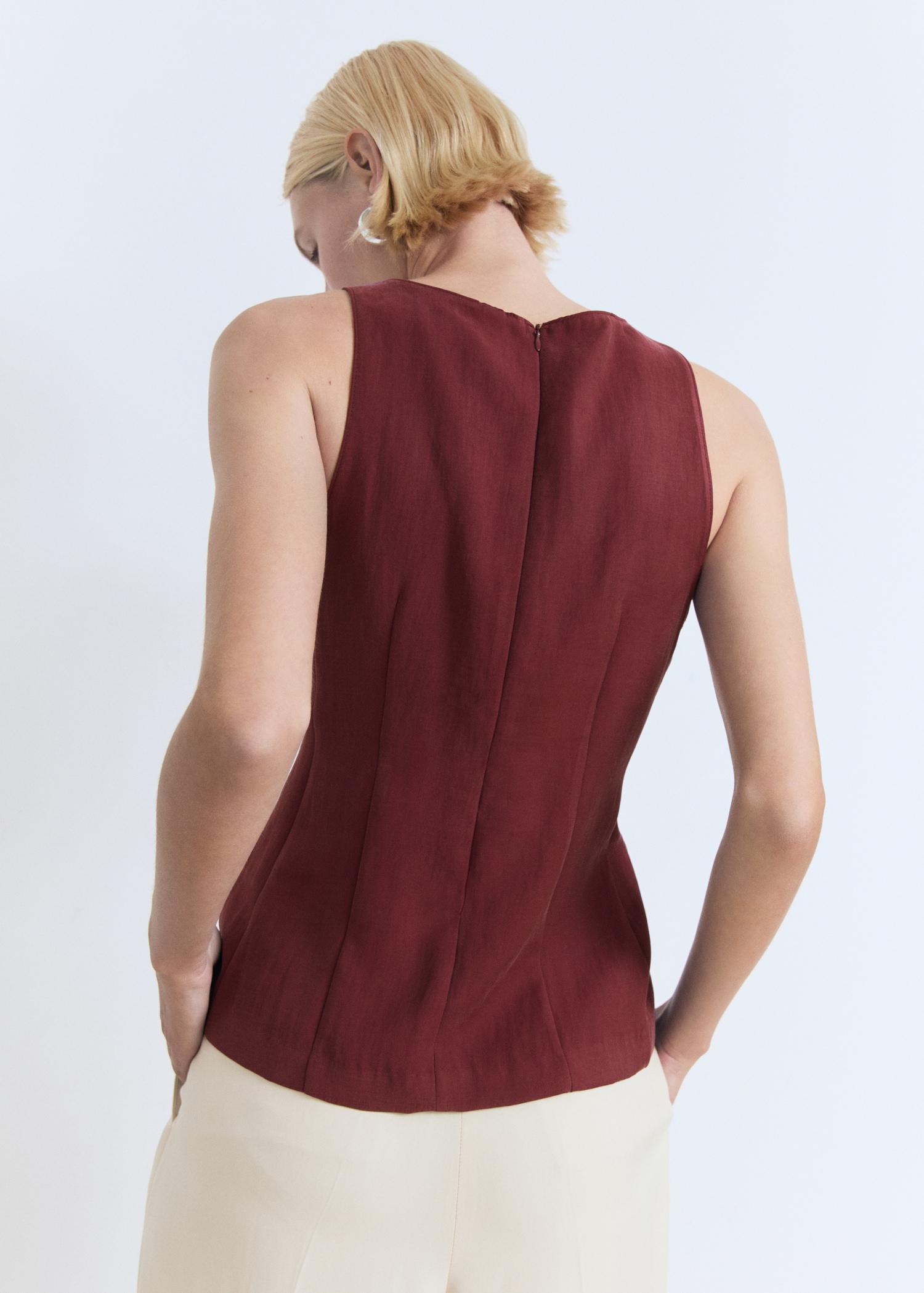 Fitted halter top - Women | MANGO USA Product Image