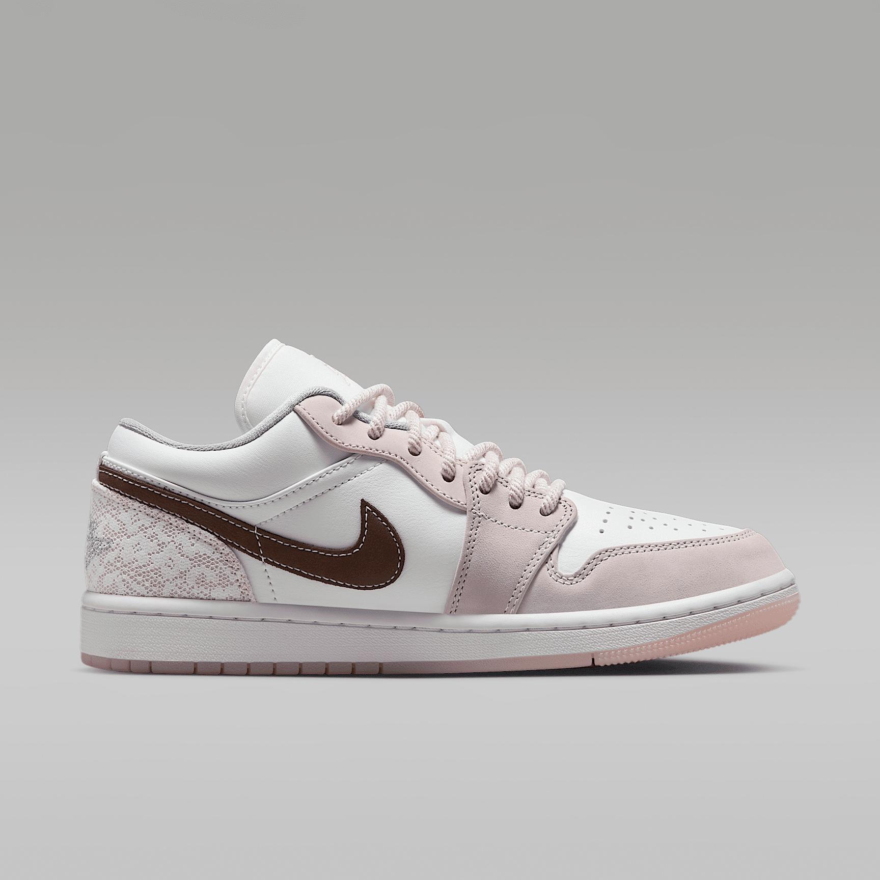Women's Air Jordan 1 Low Shoes Product Image